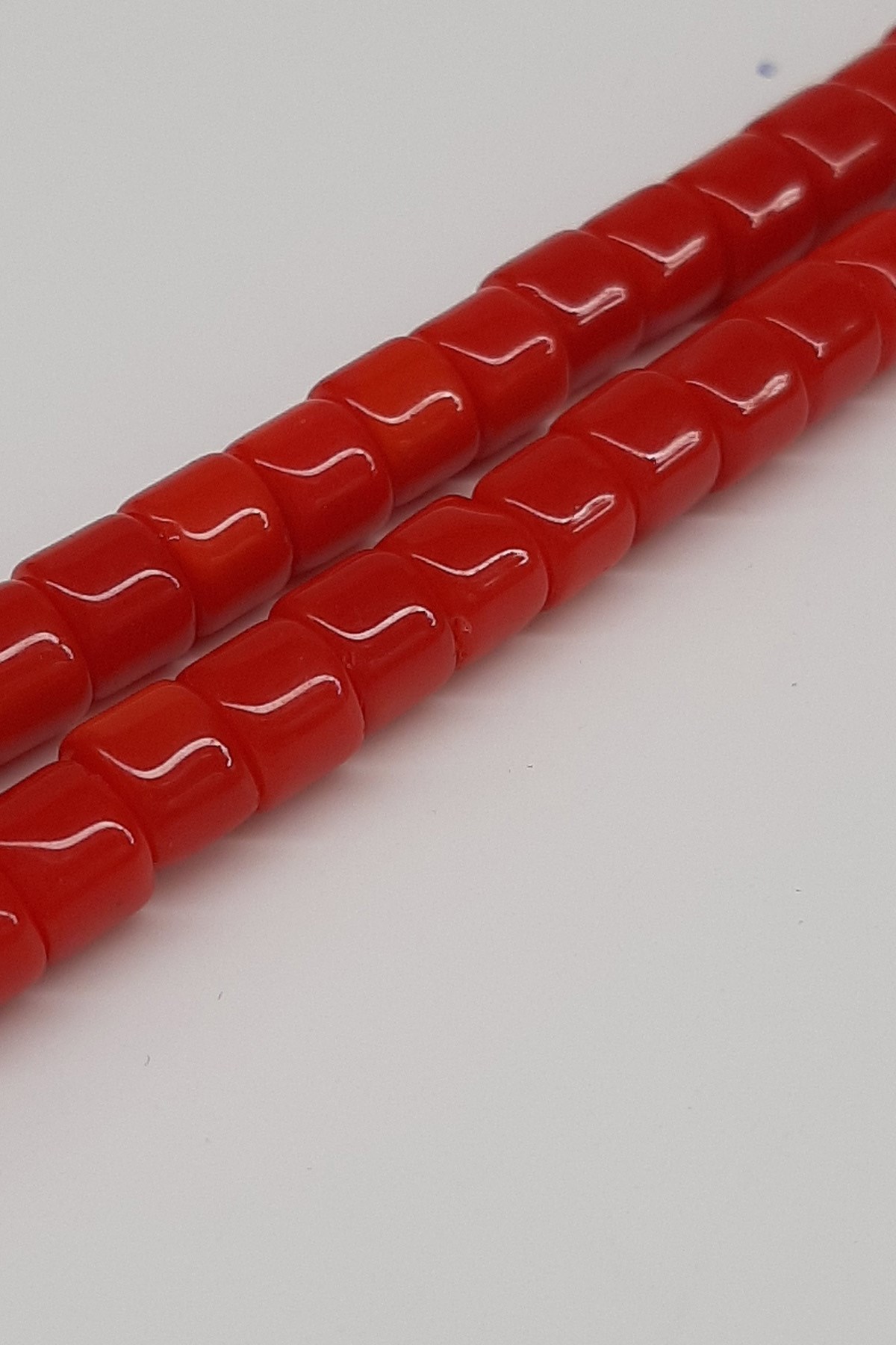 Kırmızı Silindir Parlak Boncuk