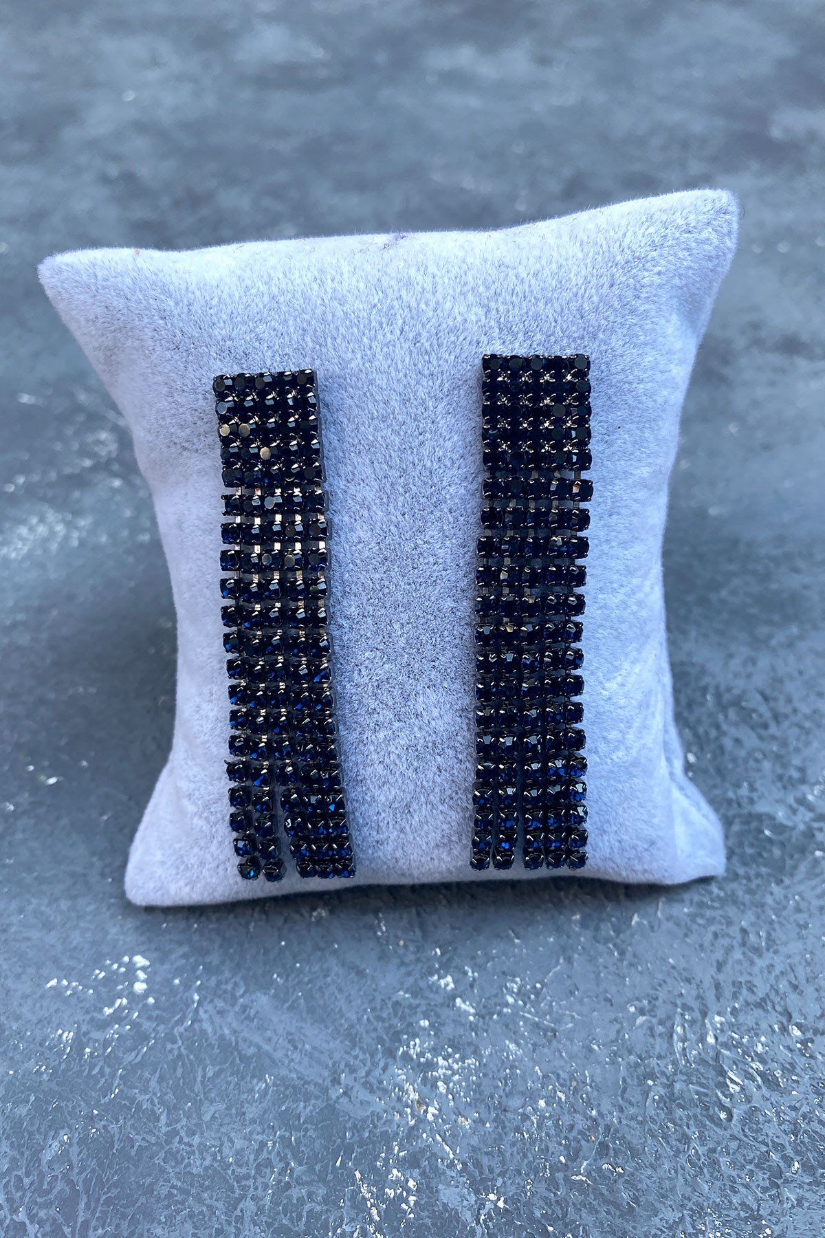 Lacivert 5 Sıra Sallantılı Abiye Küpe