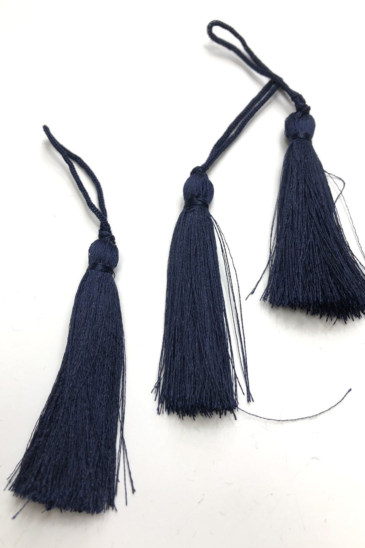 شرابة أزرق كحلي 10 قطع 7 سم