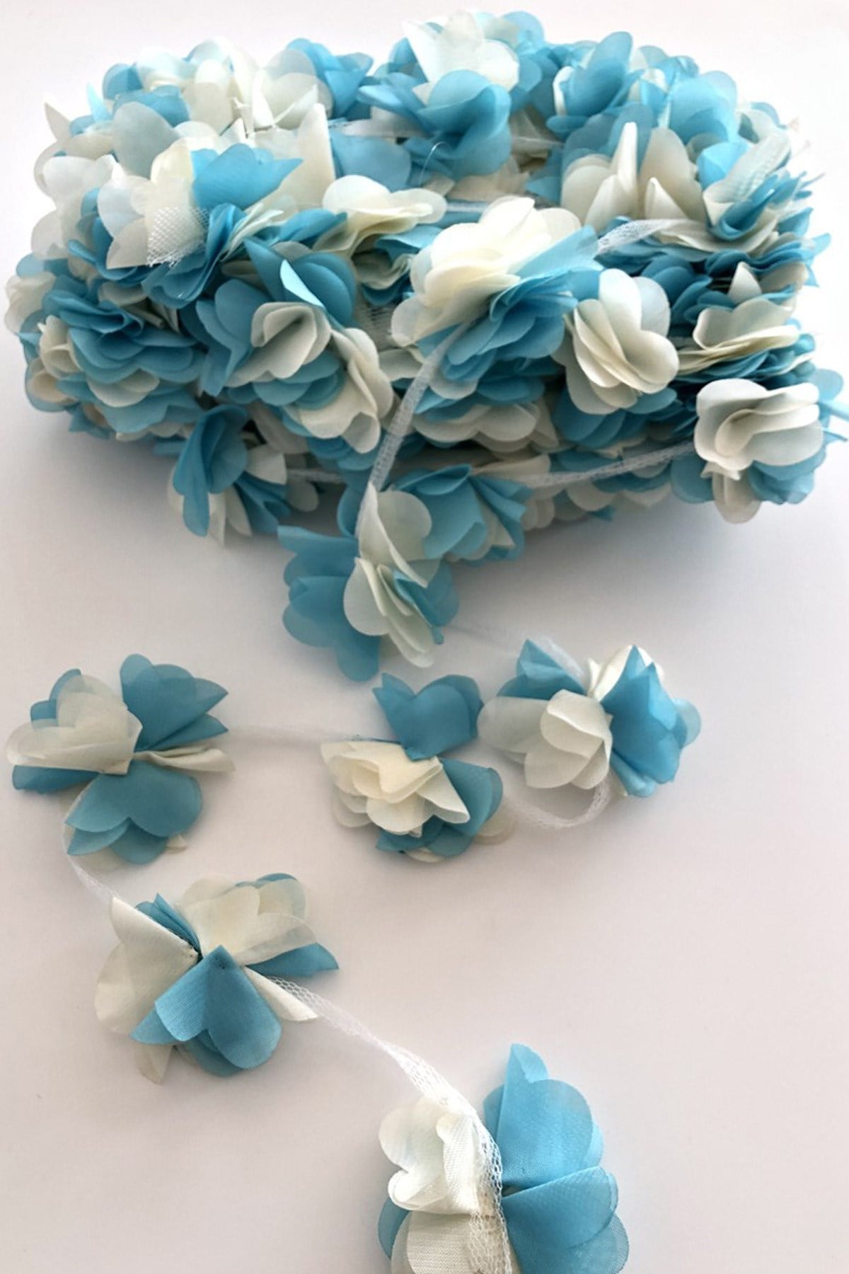 Lazer Kesim Çiçek Şerit