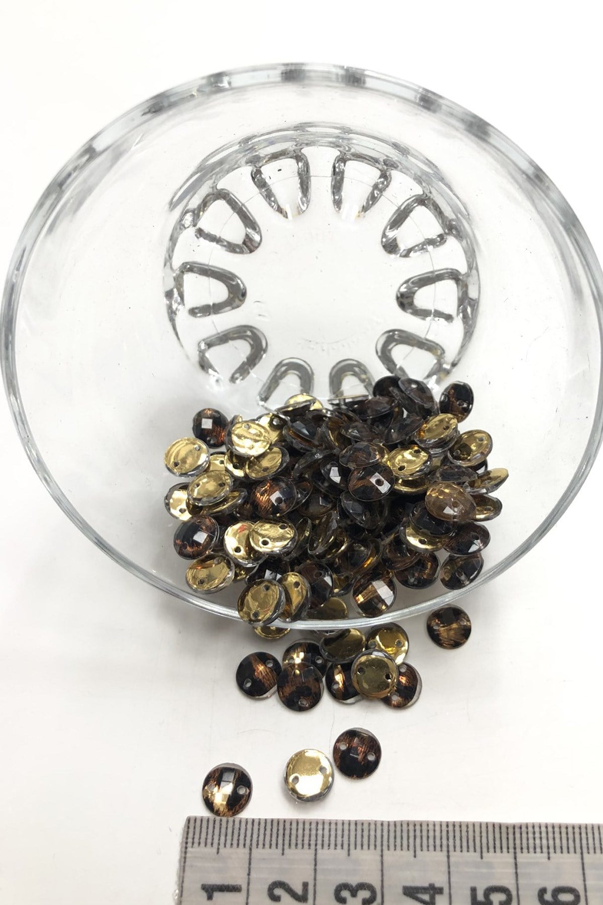 Leopard Round Plastic Studded Stone 20 gr