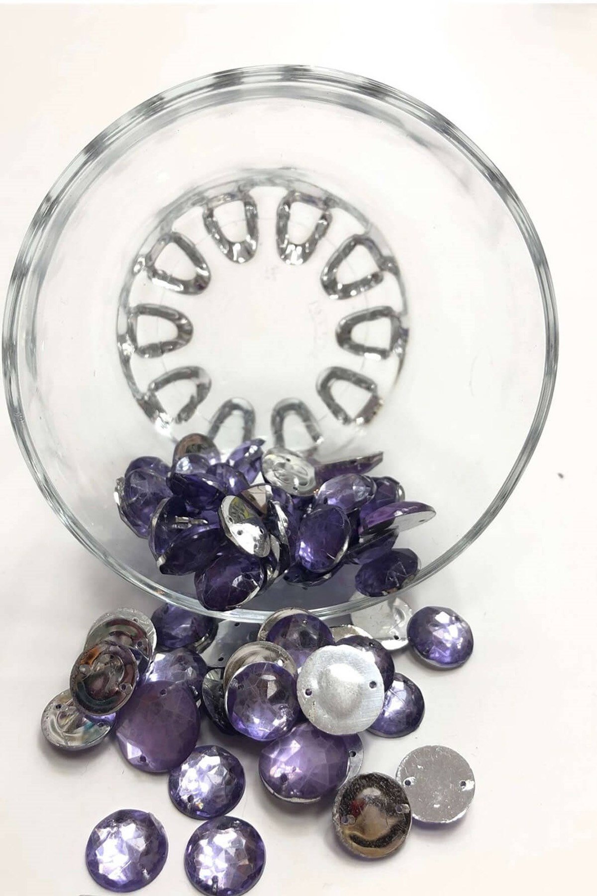 Lila Yuvarlak Plastik Dikme Taş 20 gr