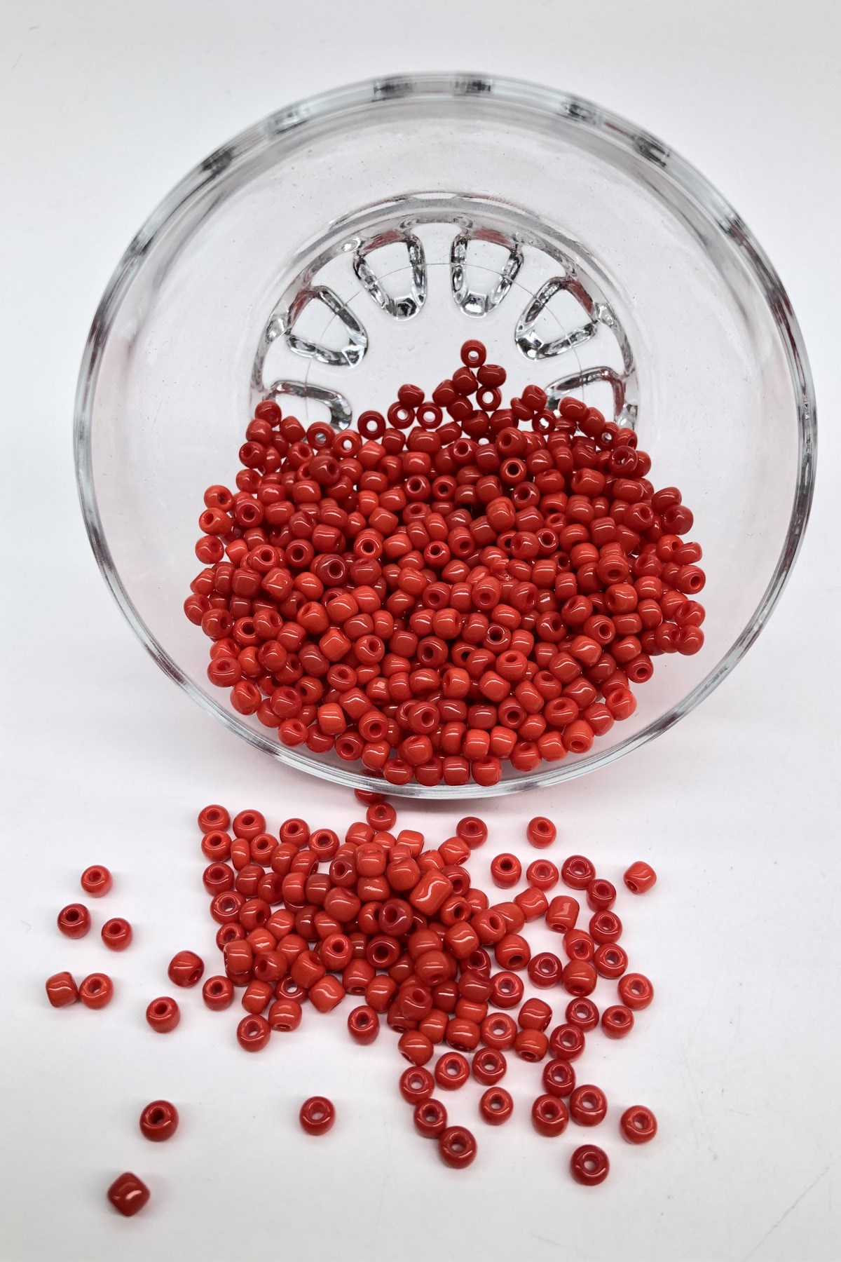 Mat Kırmızı Kum Boncuk 4 mm