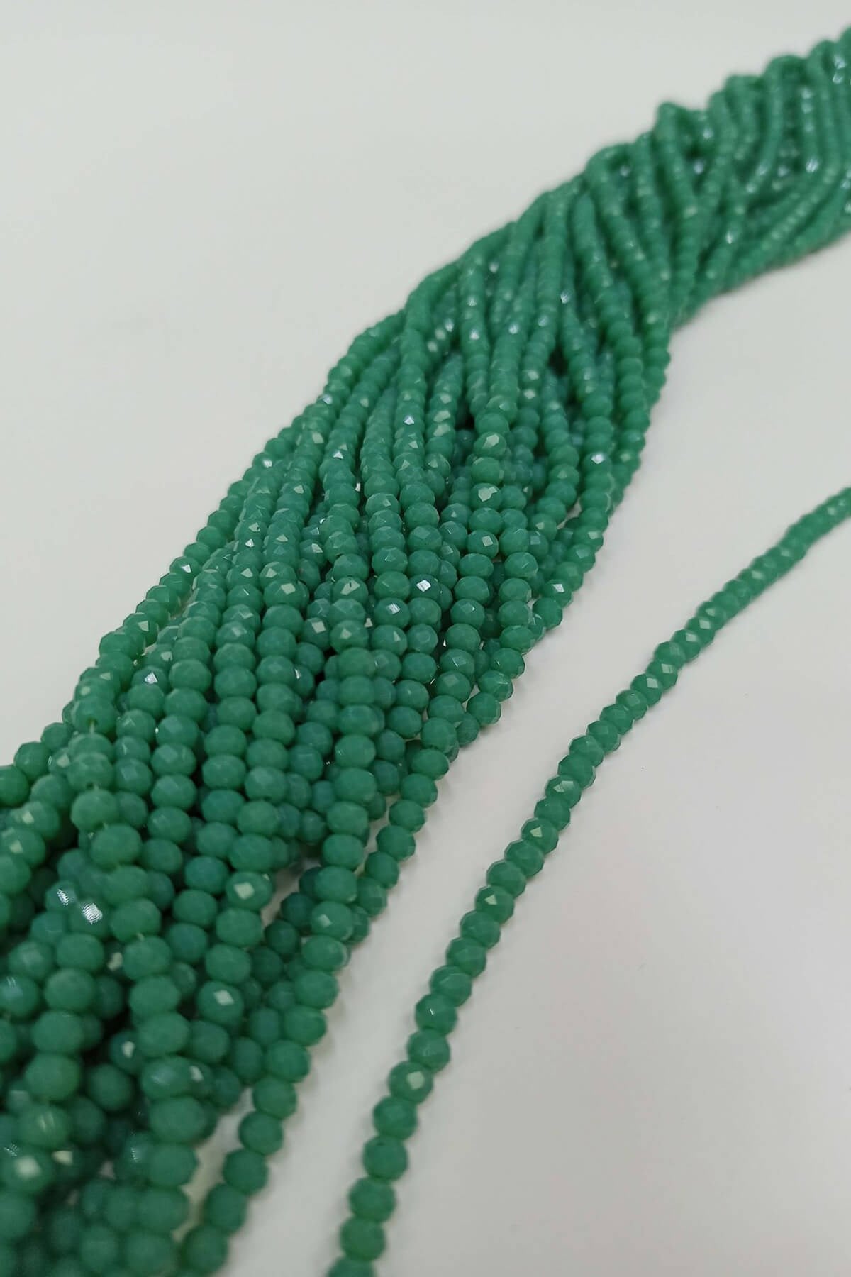 Medium Green Crystal Beads 4 mm