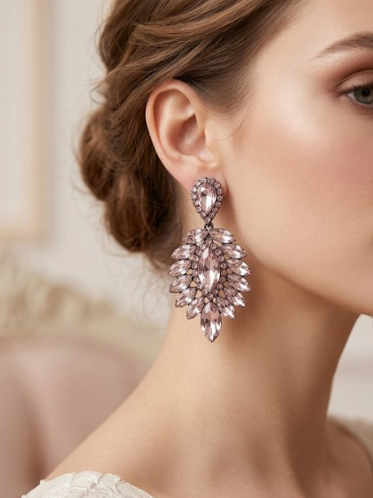 Pembe Rengi bVera Mekik Vip Kristal Taşlı Abiye Gelin Küpesi