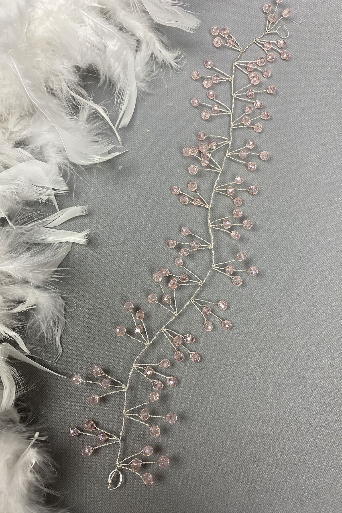 بودرة Vella مطرز بالخرز إكسسوار شعر تيارا للعروس