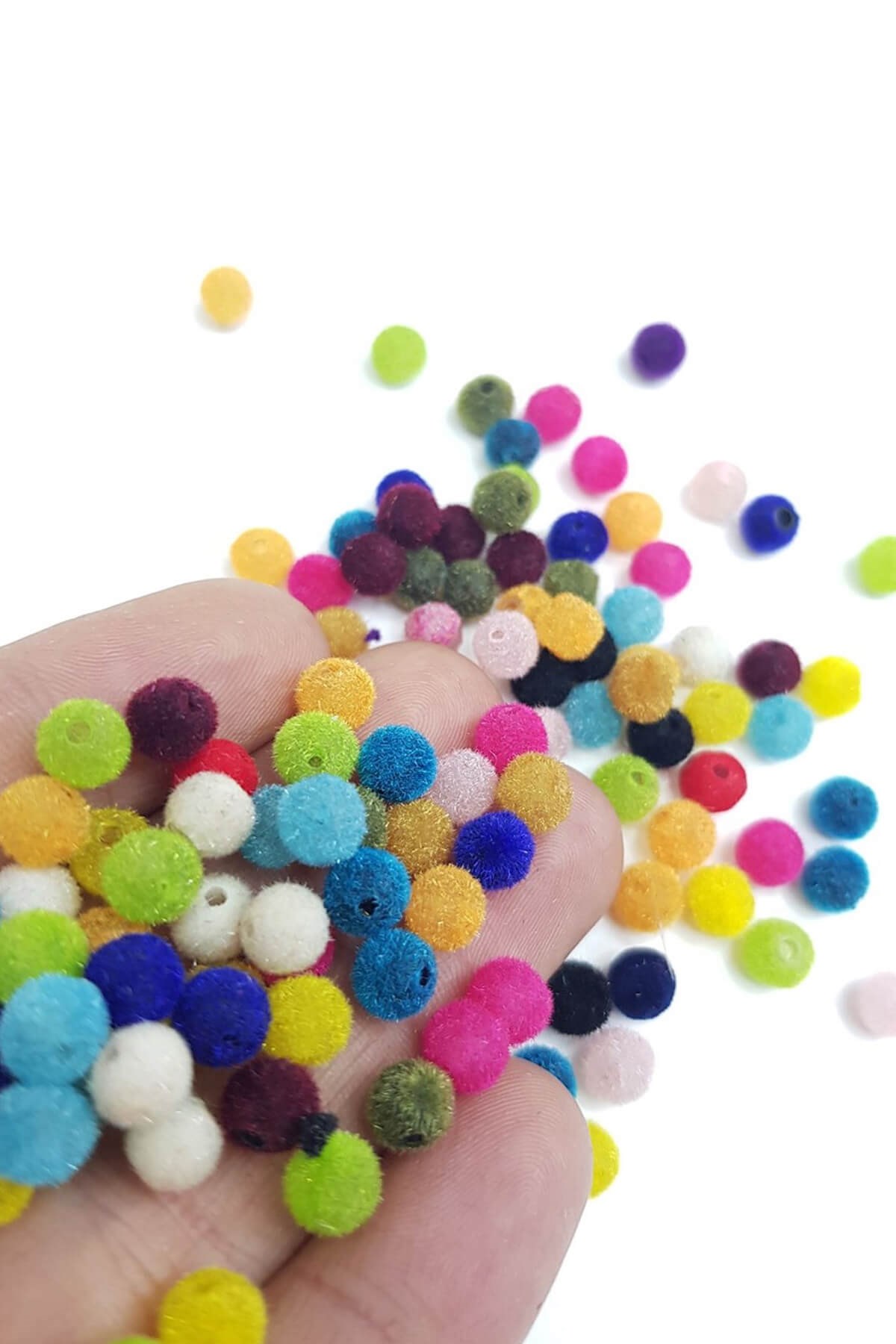 Rengarenk Kadife Boncuk 6 mm