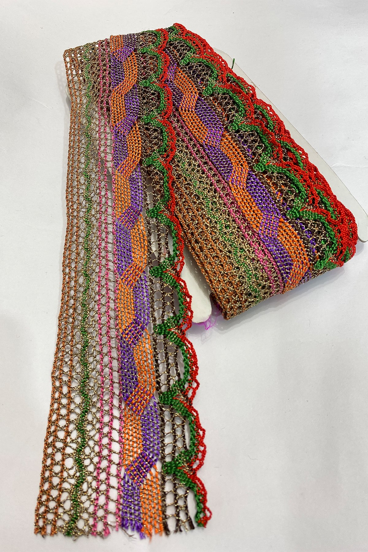 Rengarenk Simli Dantel İşlemeli Antik Şerit