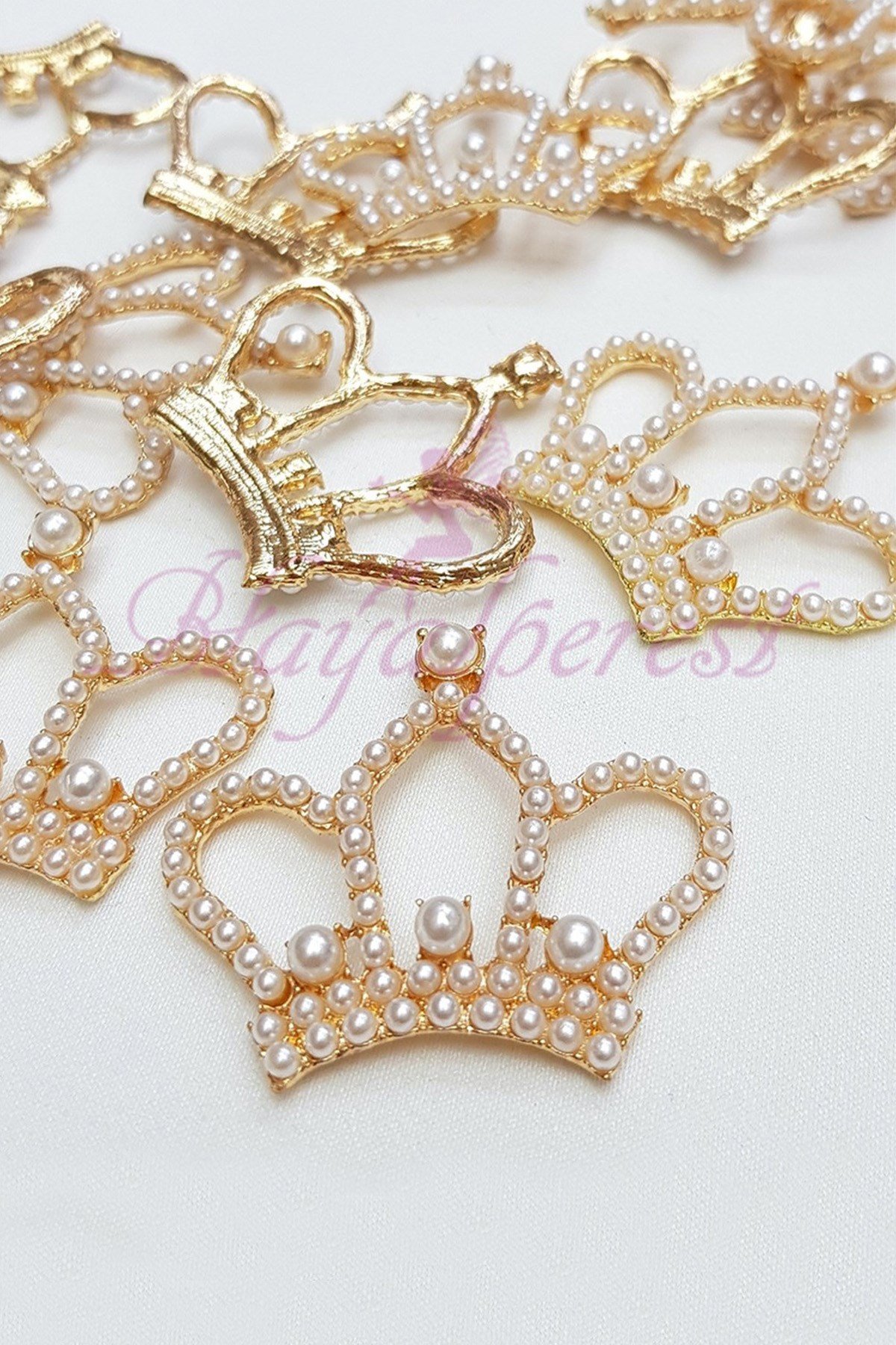 Sarı İncili Kral Tacı Broş