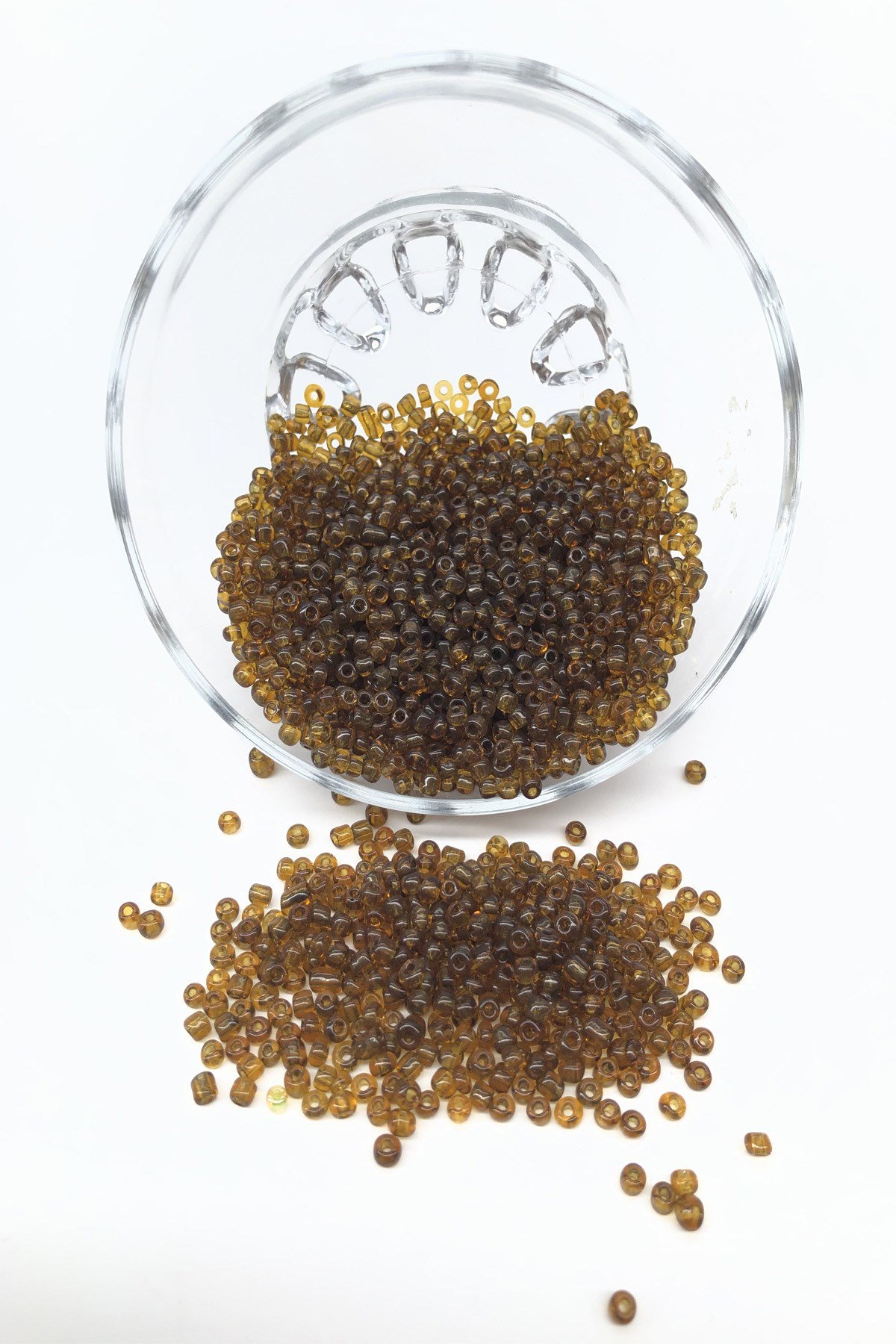 حبات رمال بنية شفافة 3 مم