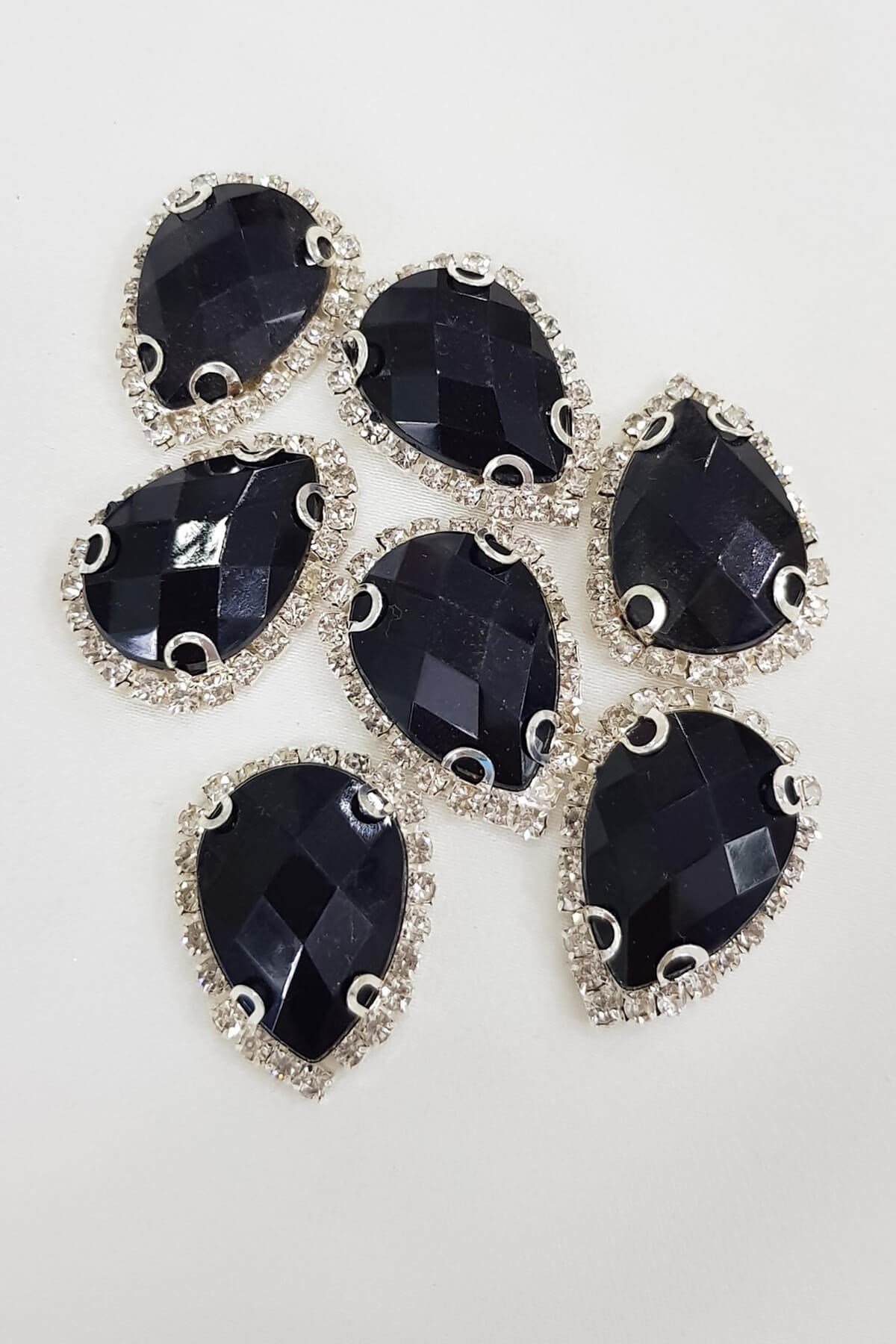 Siyah Damla Kasalı Dikme Taş 3 cm 1 adet