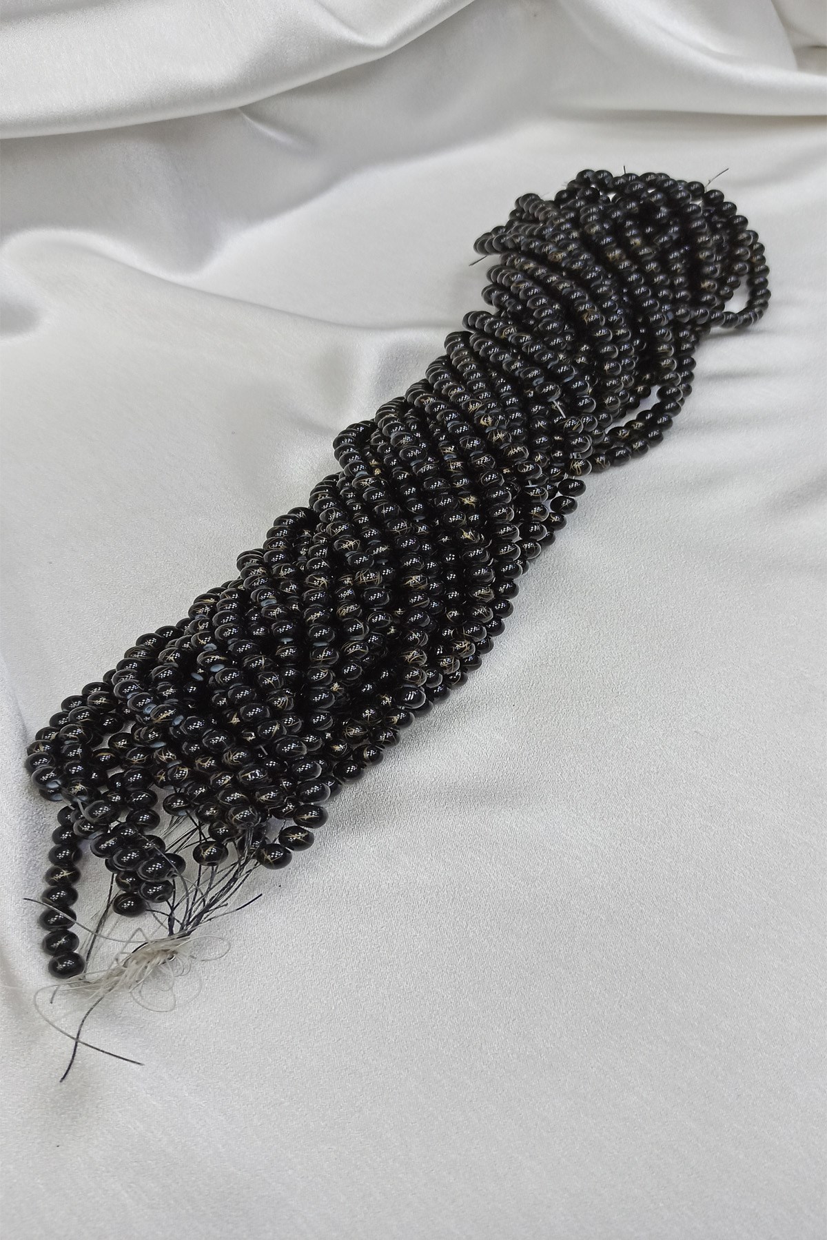Black Patterned String Glass Beads 8 mm