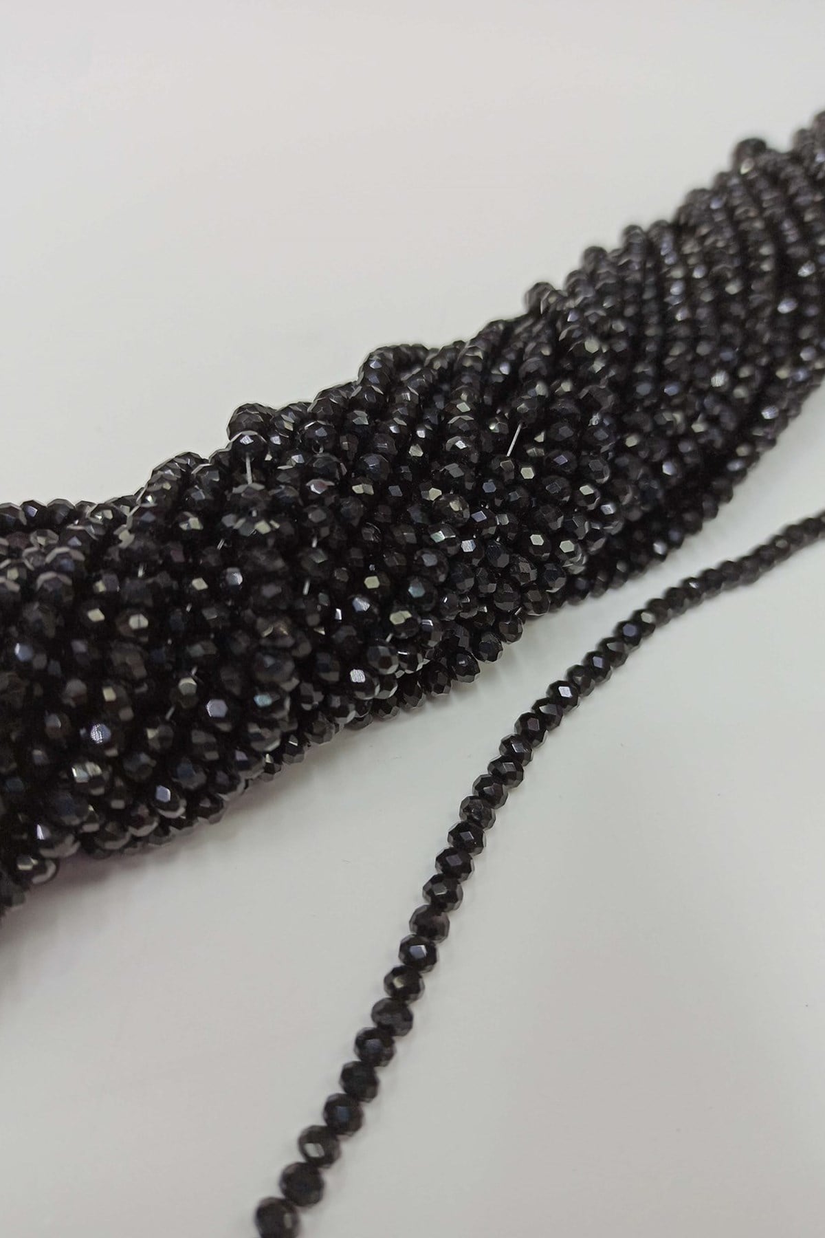 Siyah Kristal Boncuk 4mm