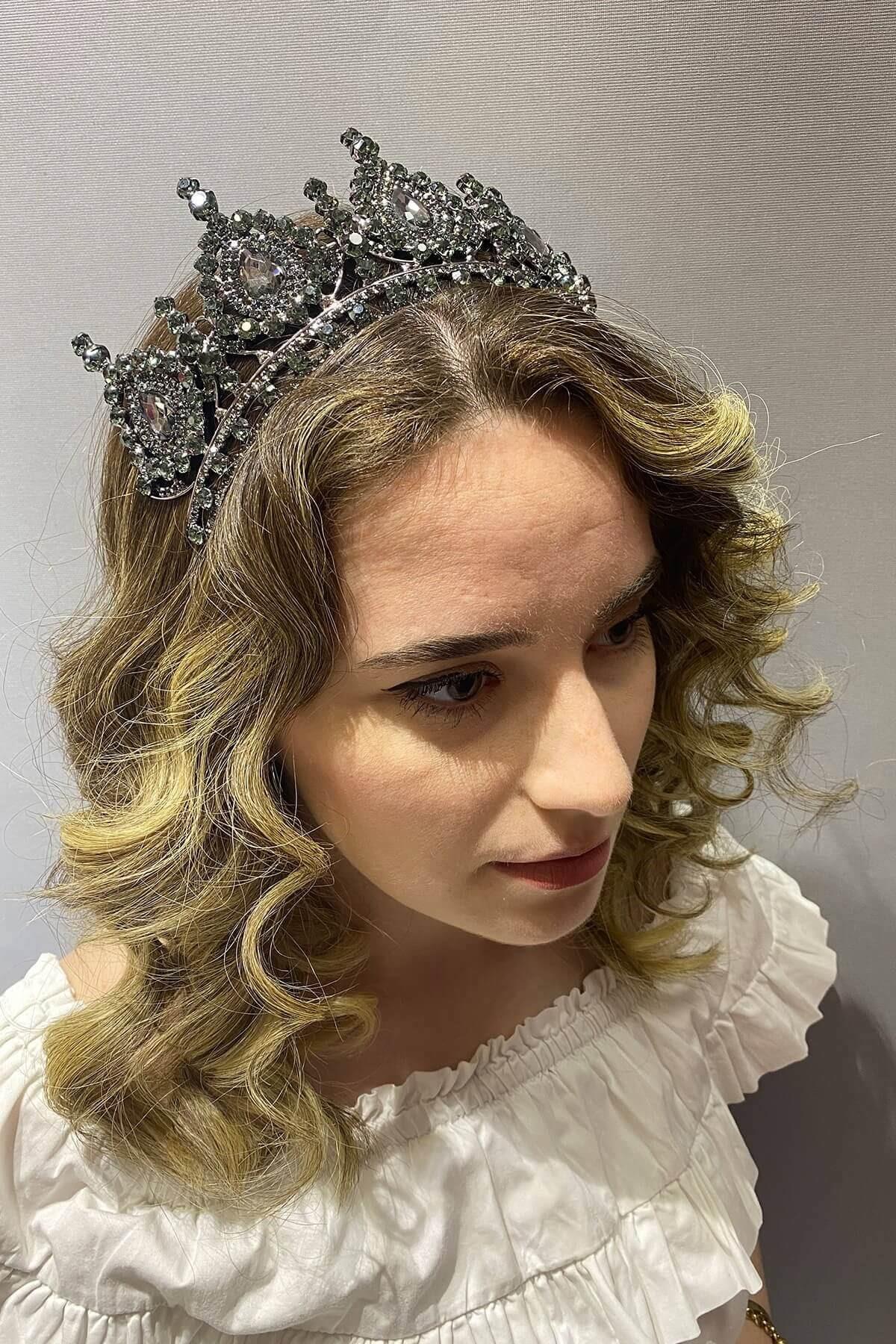 Wholesale Anthracite Smoked Ahu Model Bridal Henna Crown