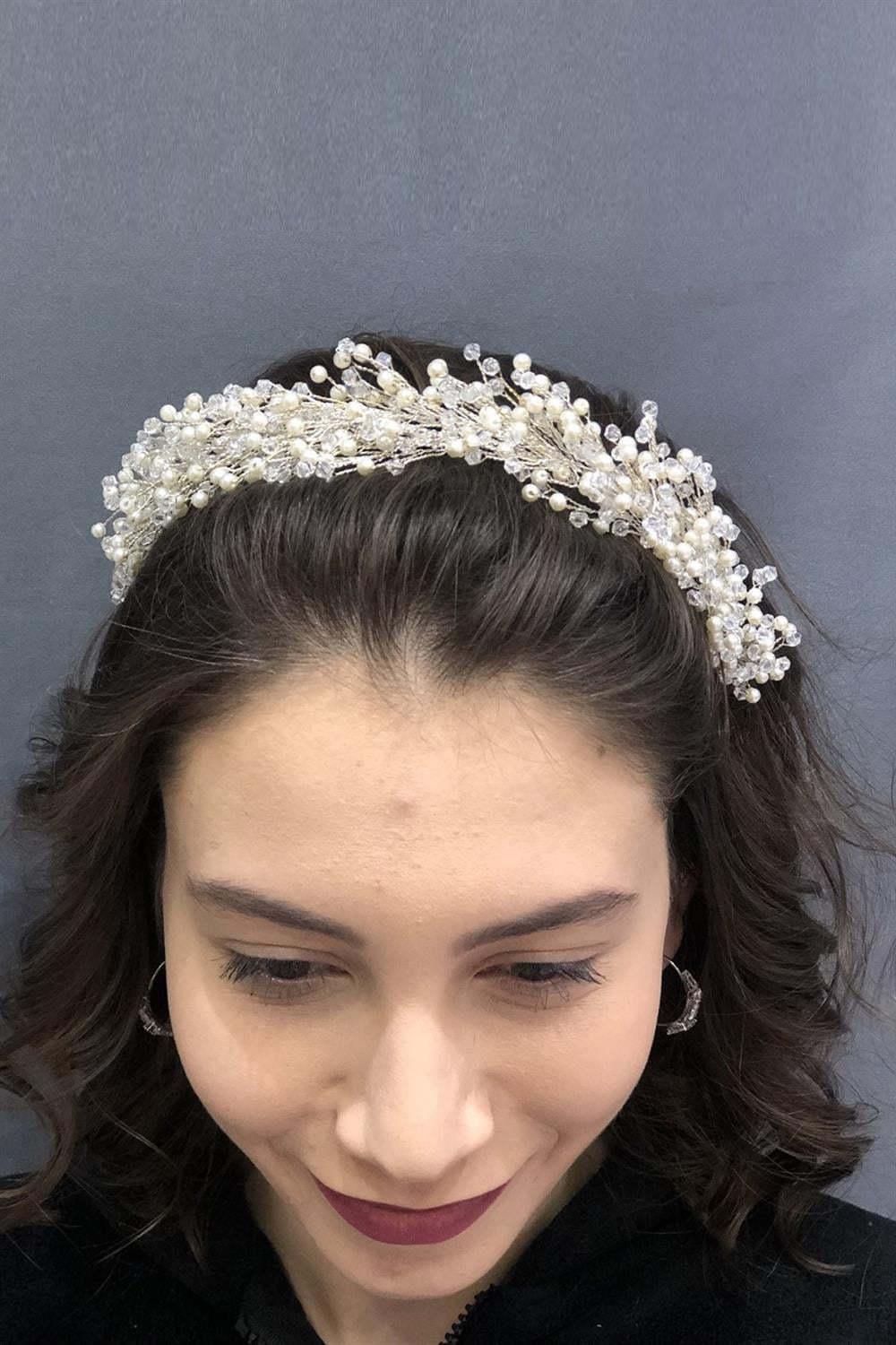 Wholesale White Pearl and Crystal Hedgehog Model Hair Accessory