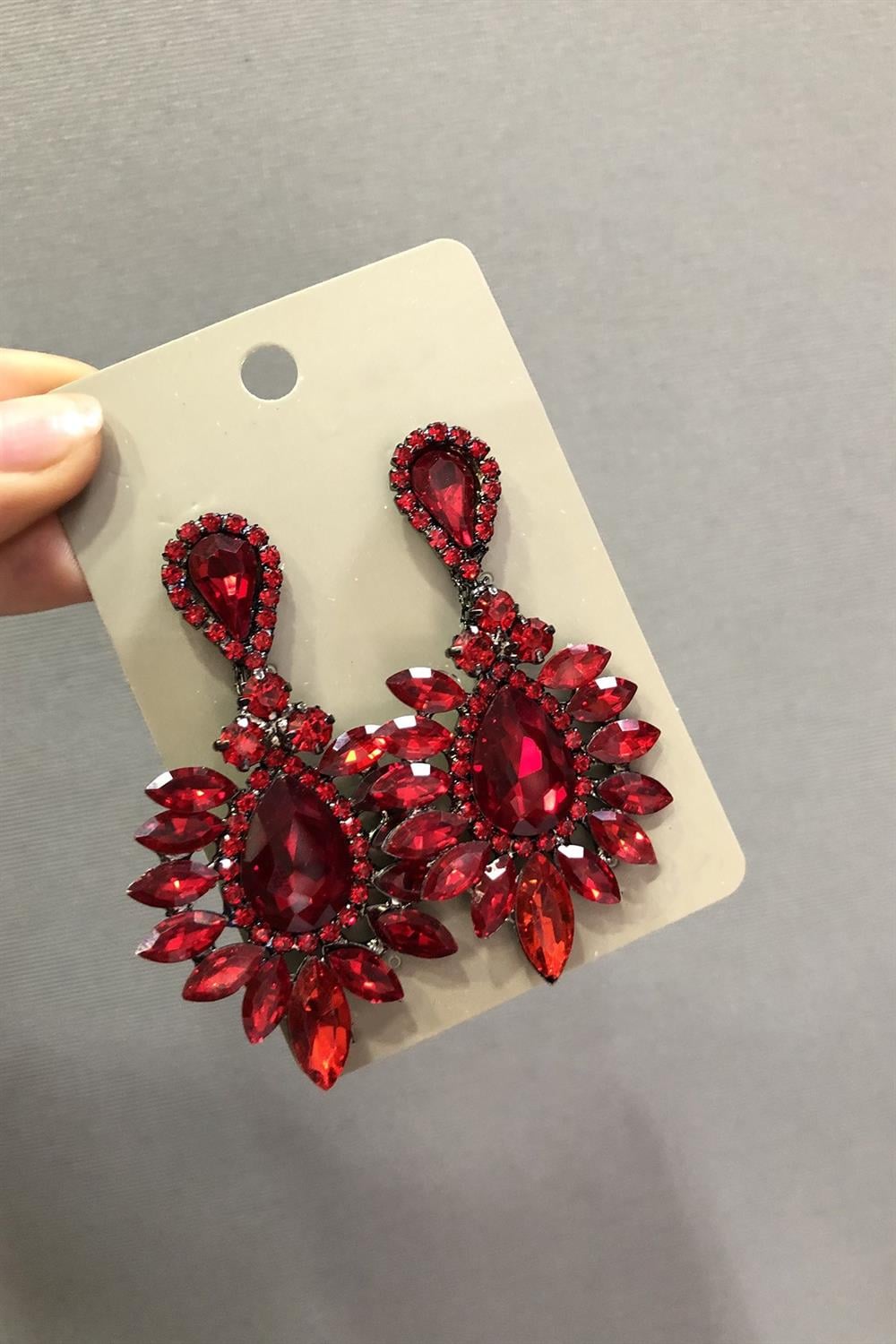 Wholesale Dark Red Crystal Glass Oval Stone Dark Gray Earrings