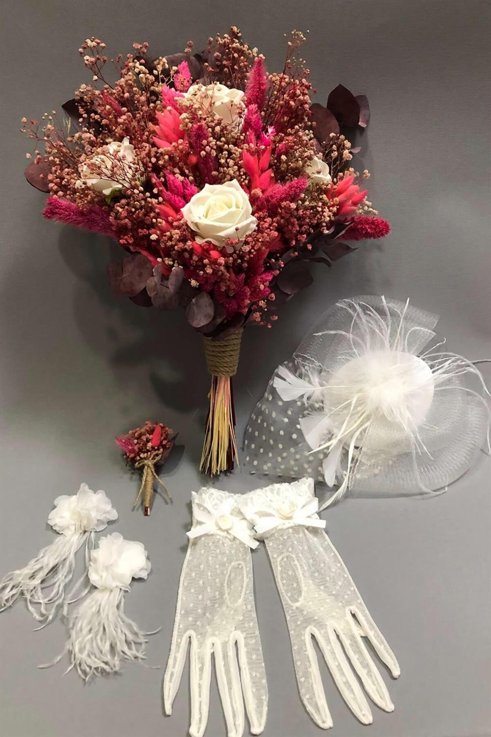 Wholesale Pink Chipssolu Dried Flower Bridal Bouquet