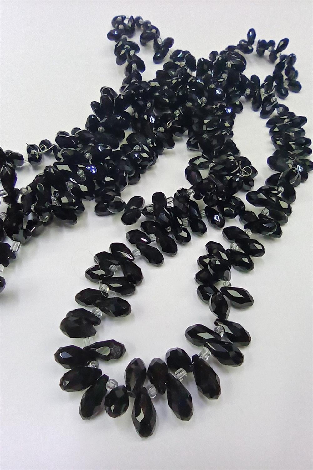 Wholesale Black Long Array Drop Crystal