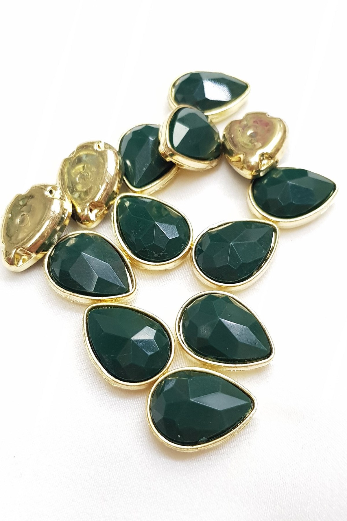 Green Drop Case Strut Stone 1.5-2cm 10 pcs