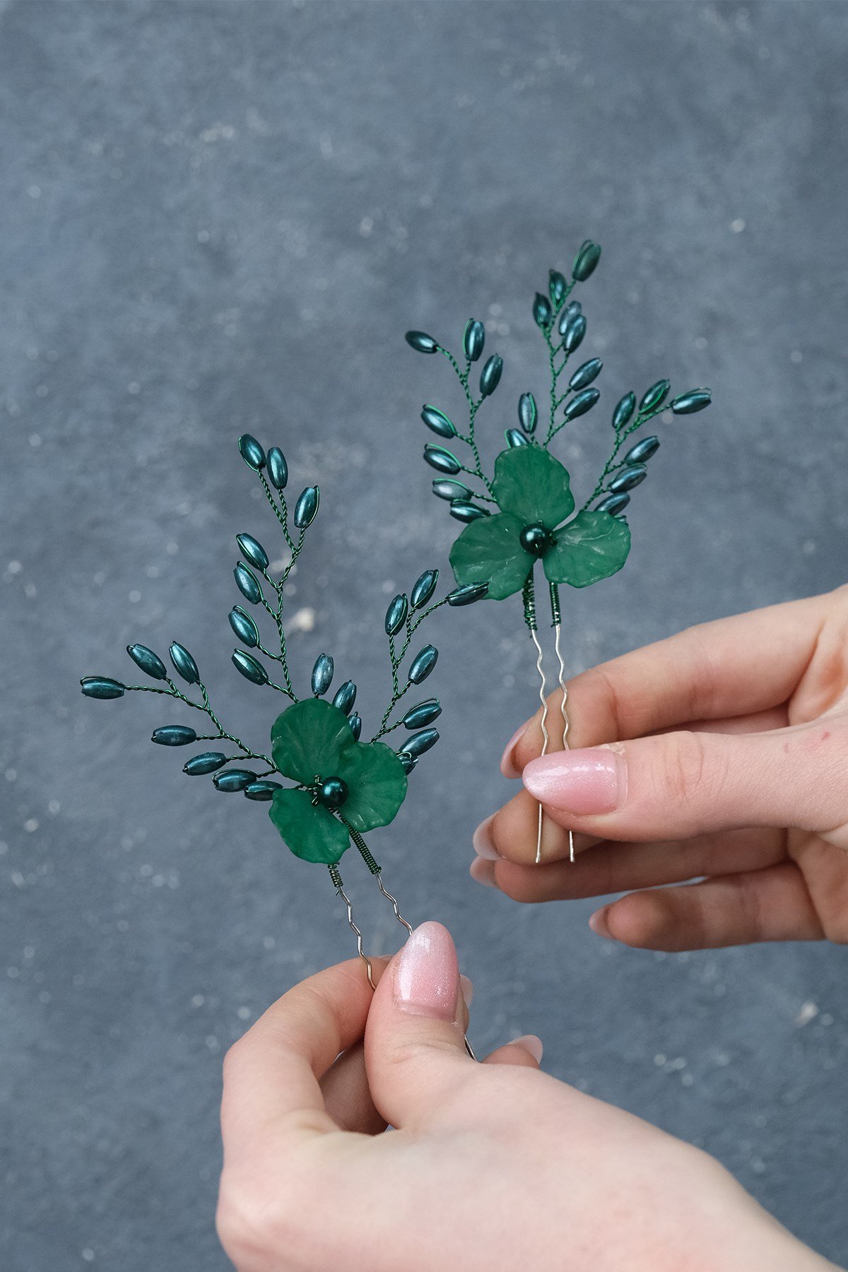 Green best sale hair accessories