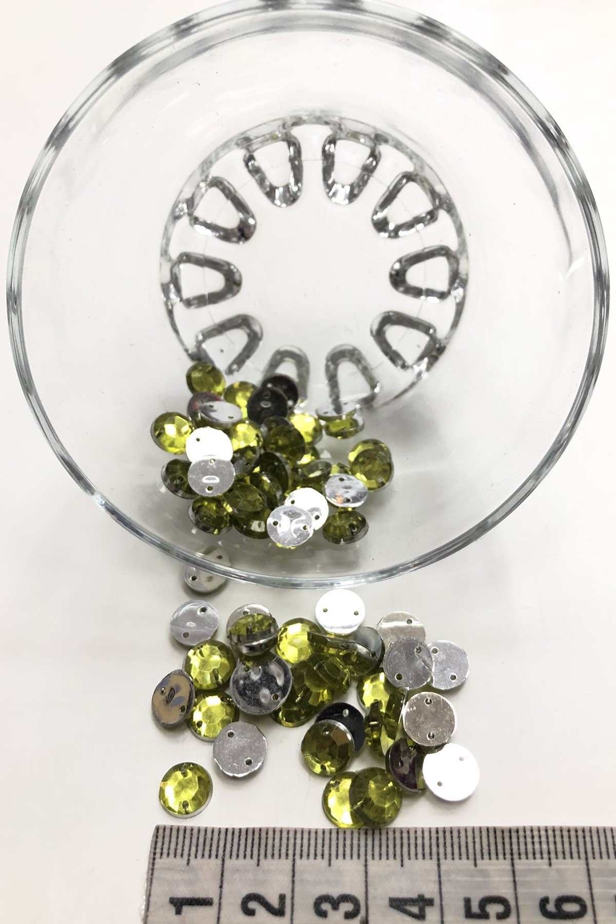 Round Plastic Stud Stone 20 gr