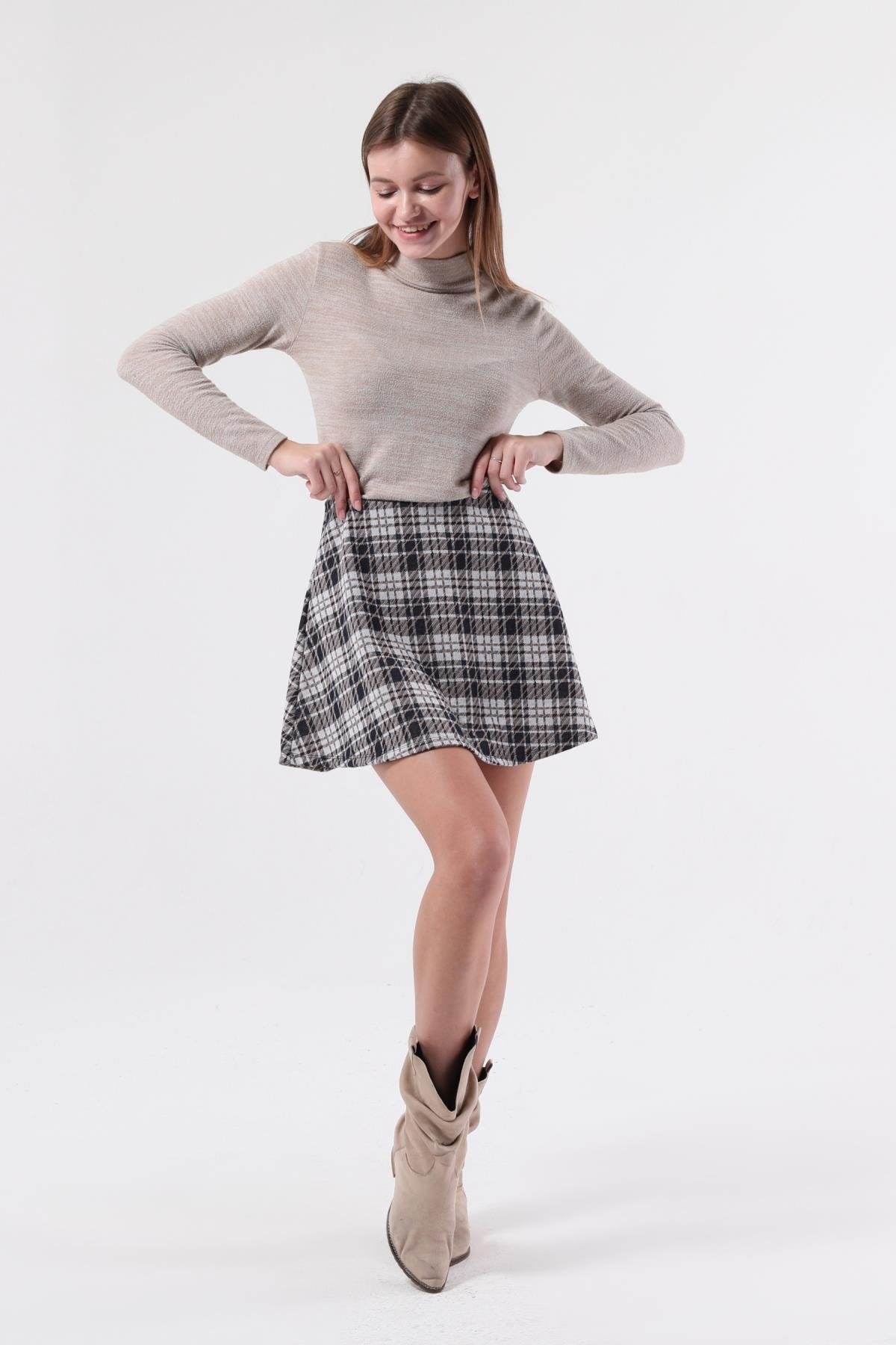 SEZER AKTAŞ KAHVERENGİ EKOSE MİNİ KLOŞ ETEK