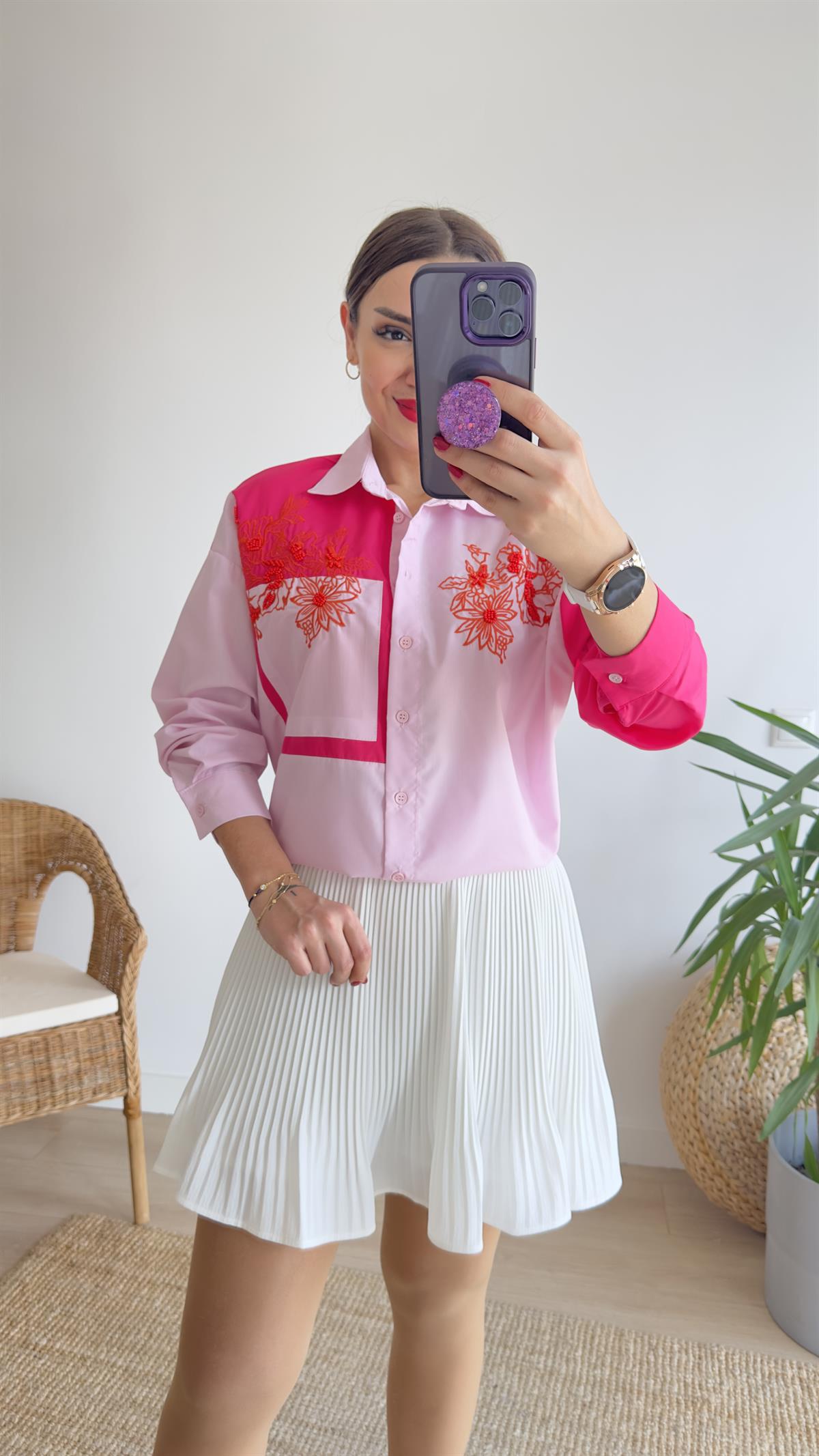 Rosie Marka Model İşlemeli Gömlek