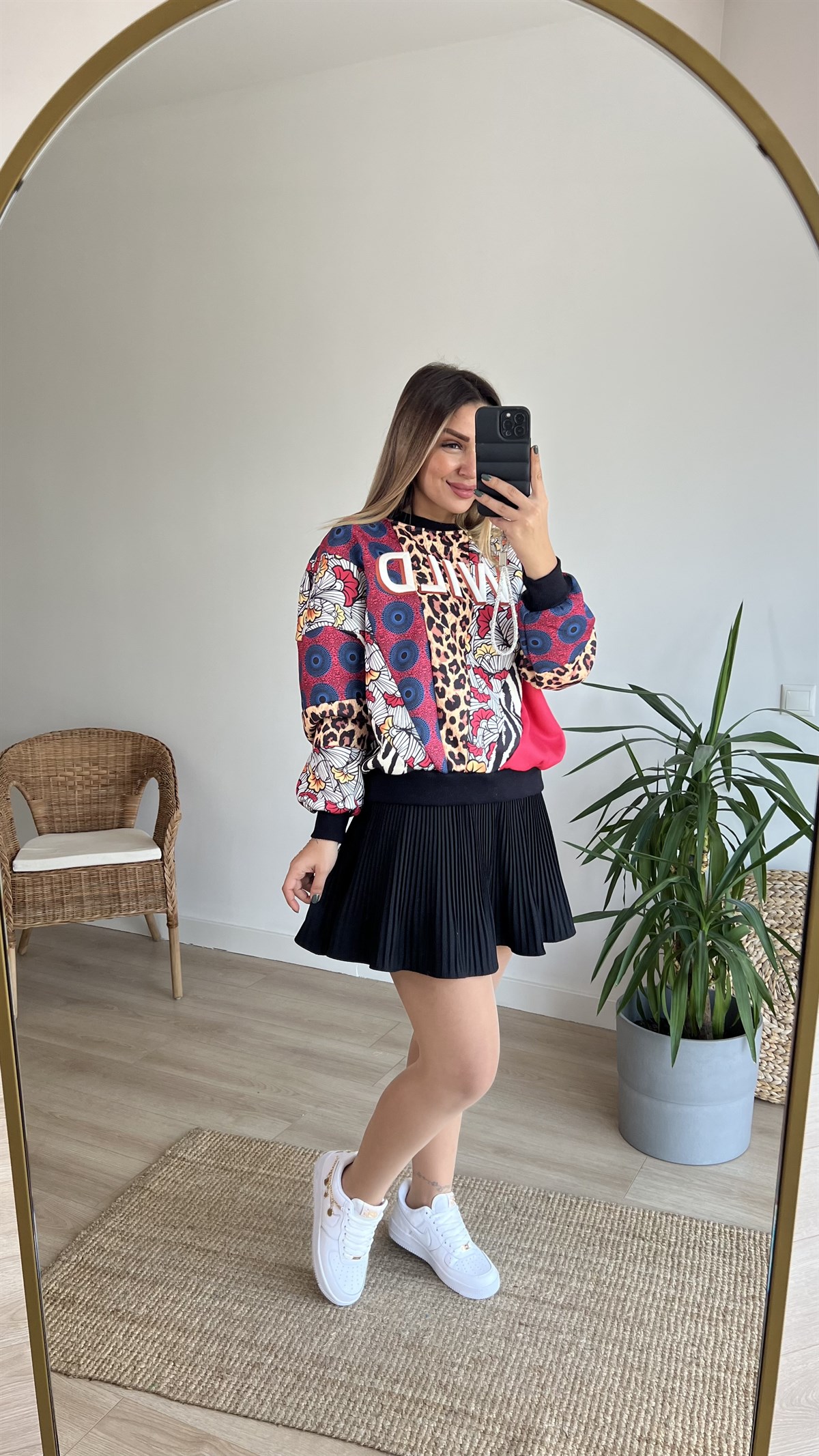 Wild İşleme Detay Tasarım Sweat