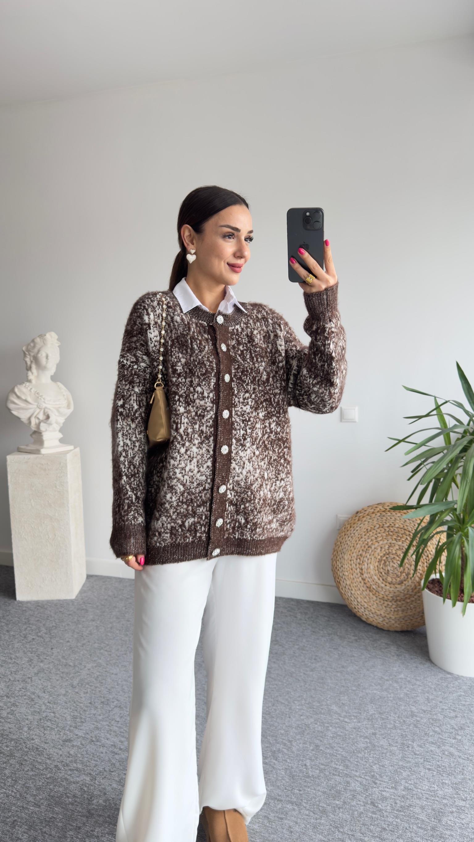 Kahve Parlak Taşlı Sakallı Triko Hırka