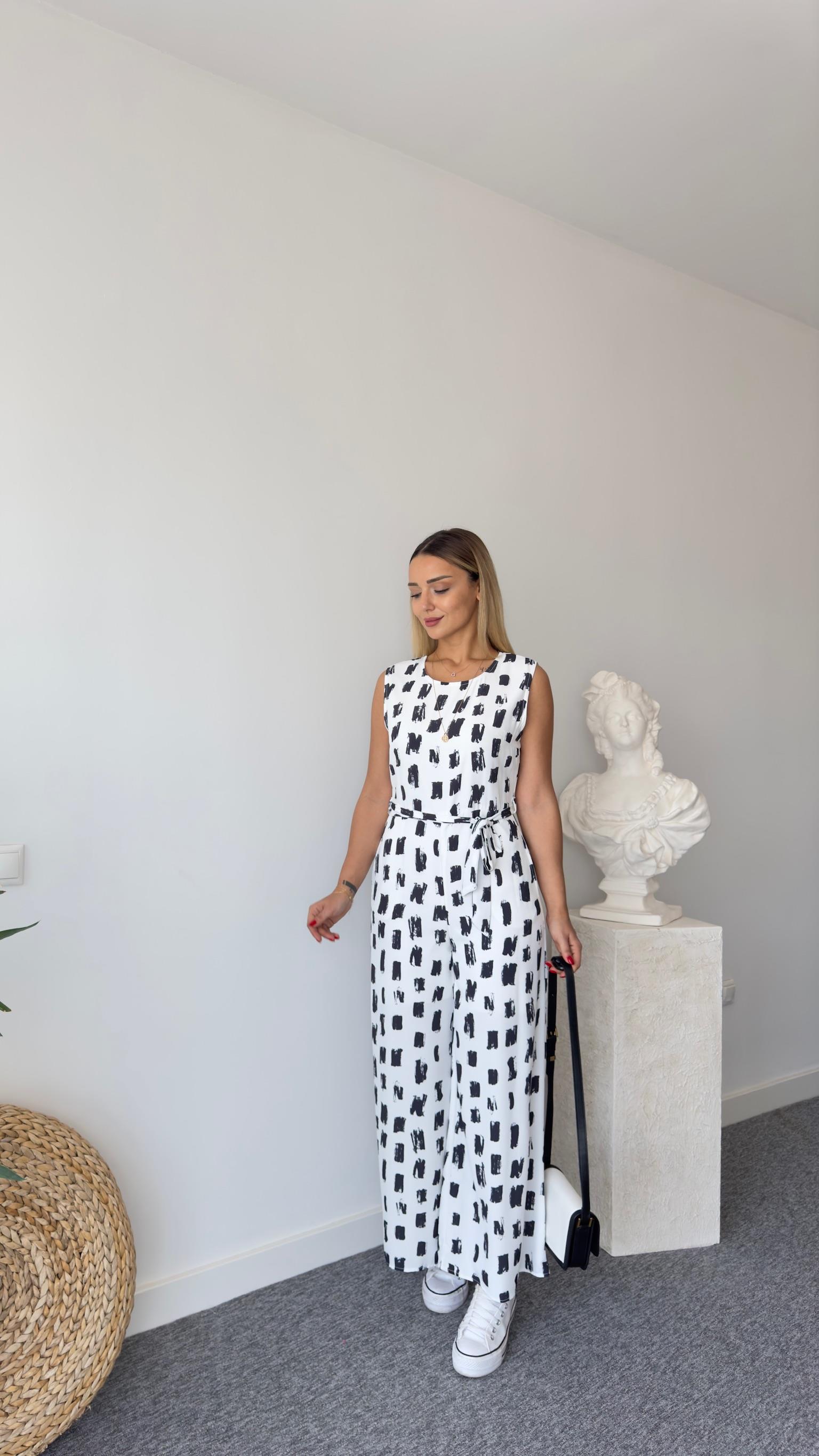 Kare Desenli Kuşaklı Tulum