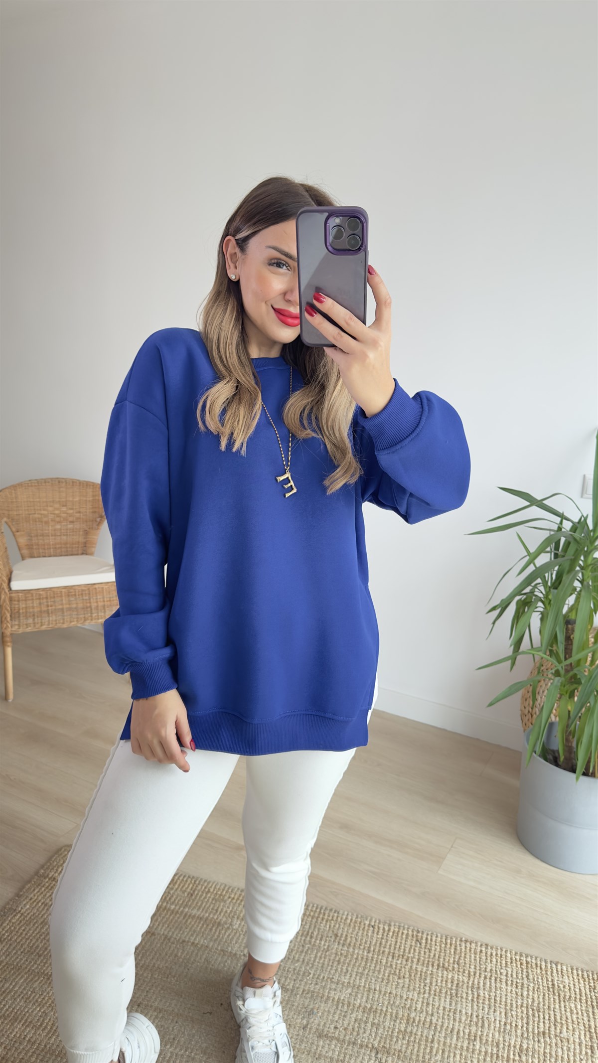 Yanları Yırtmaçlı Mavi Basic Sweat