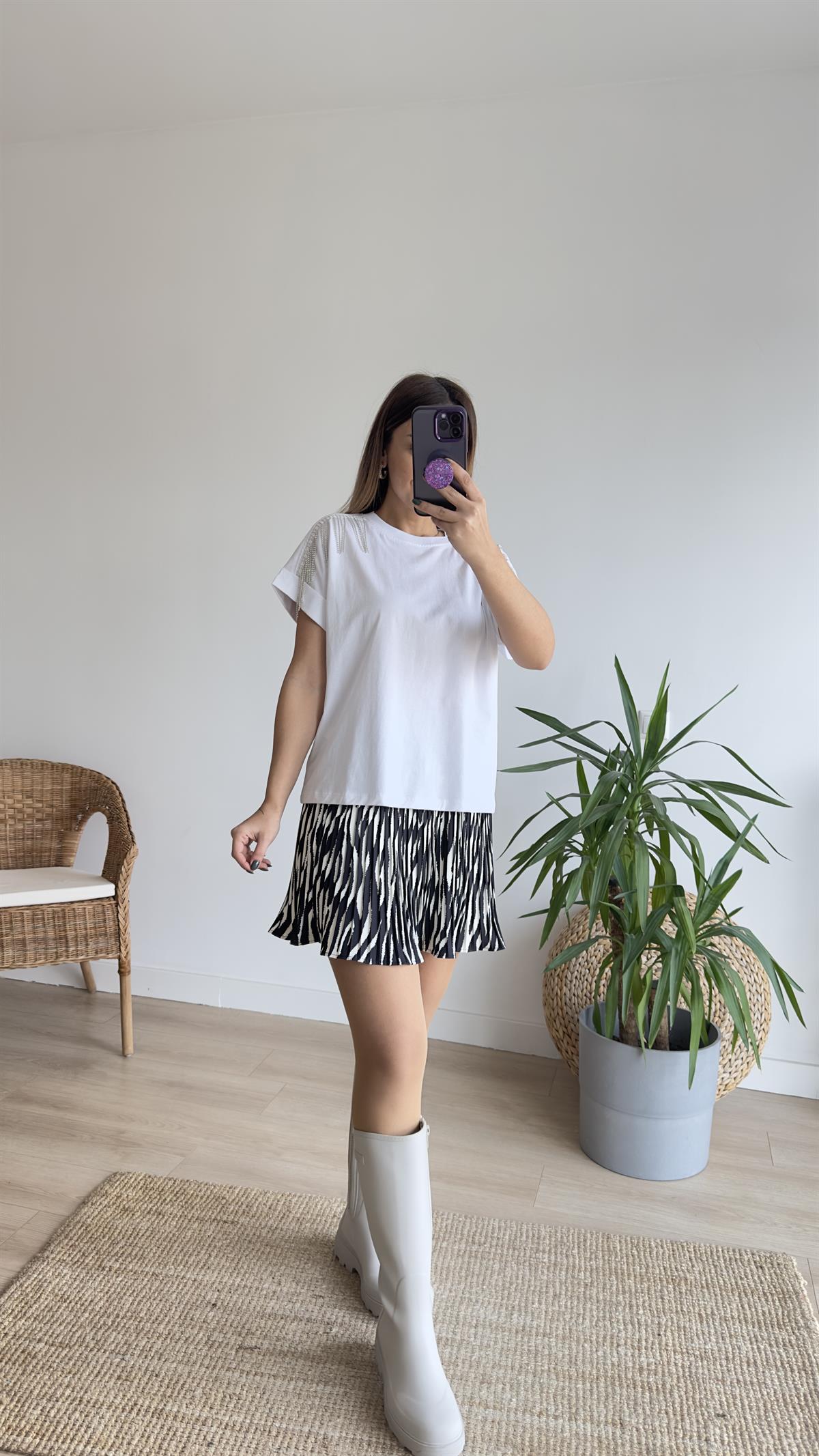 Duble Kol Taşlı Beyaz Tshirt