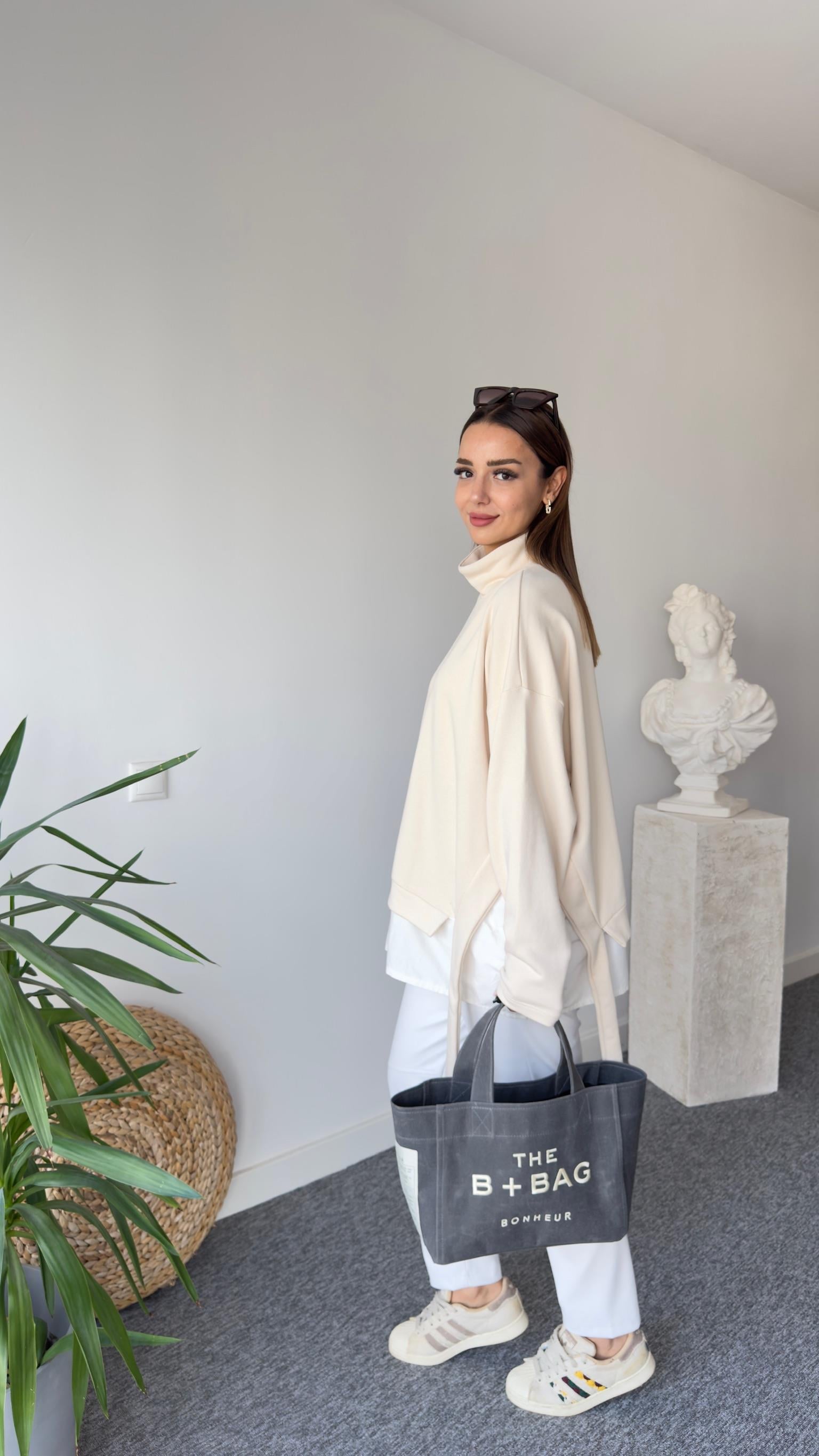 Balıkçı Yaka Bej Gömlek Detay Sweat
