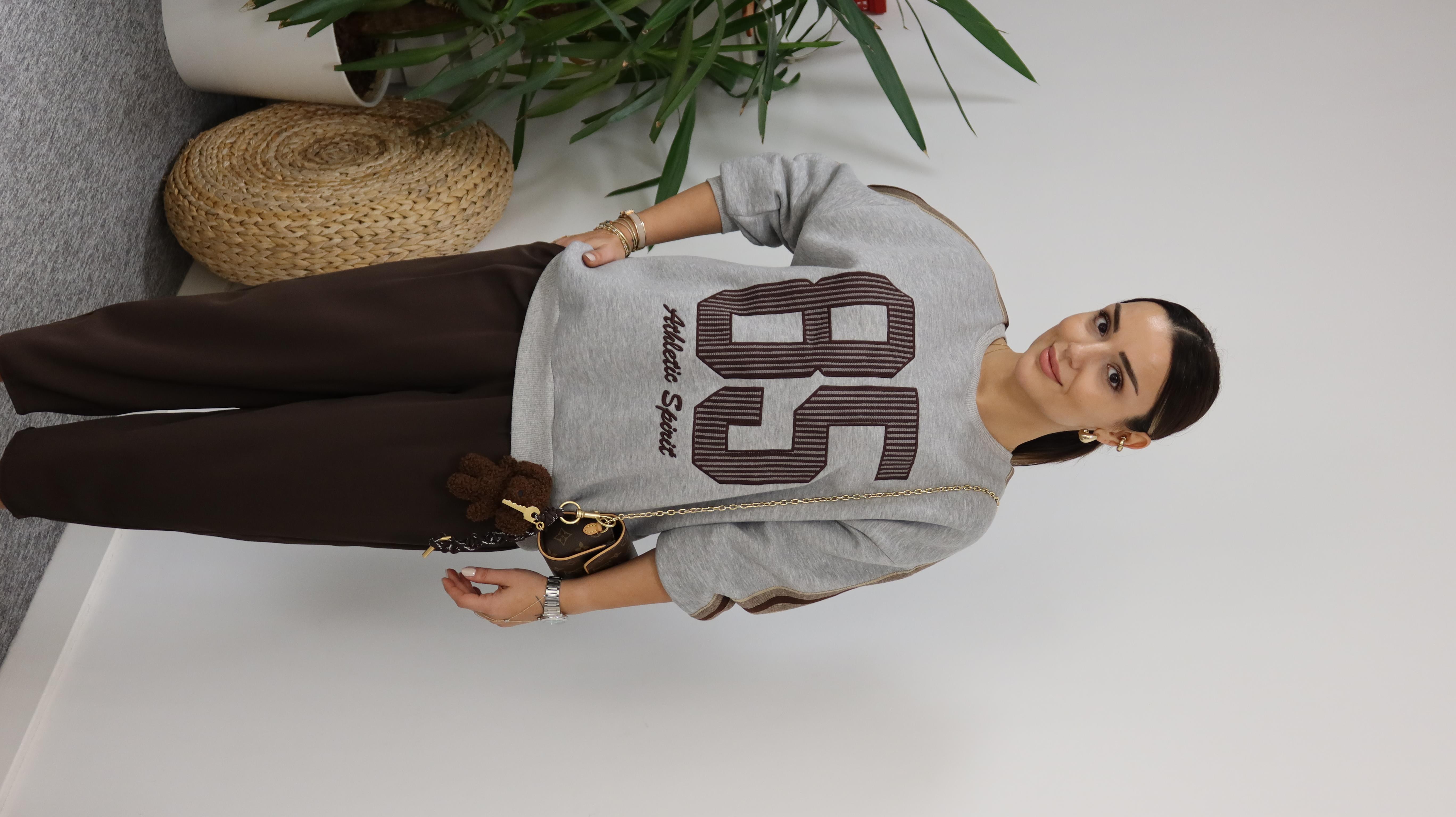 85 Yazılı Kollar Şerit Detaylı Gri Sweatshirt