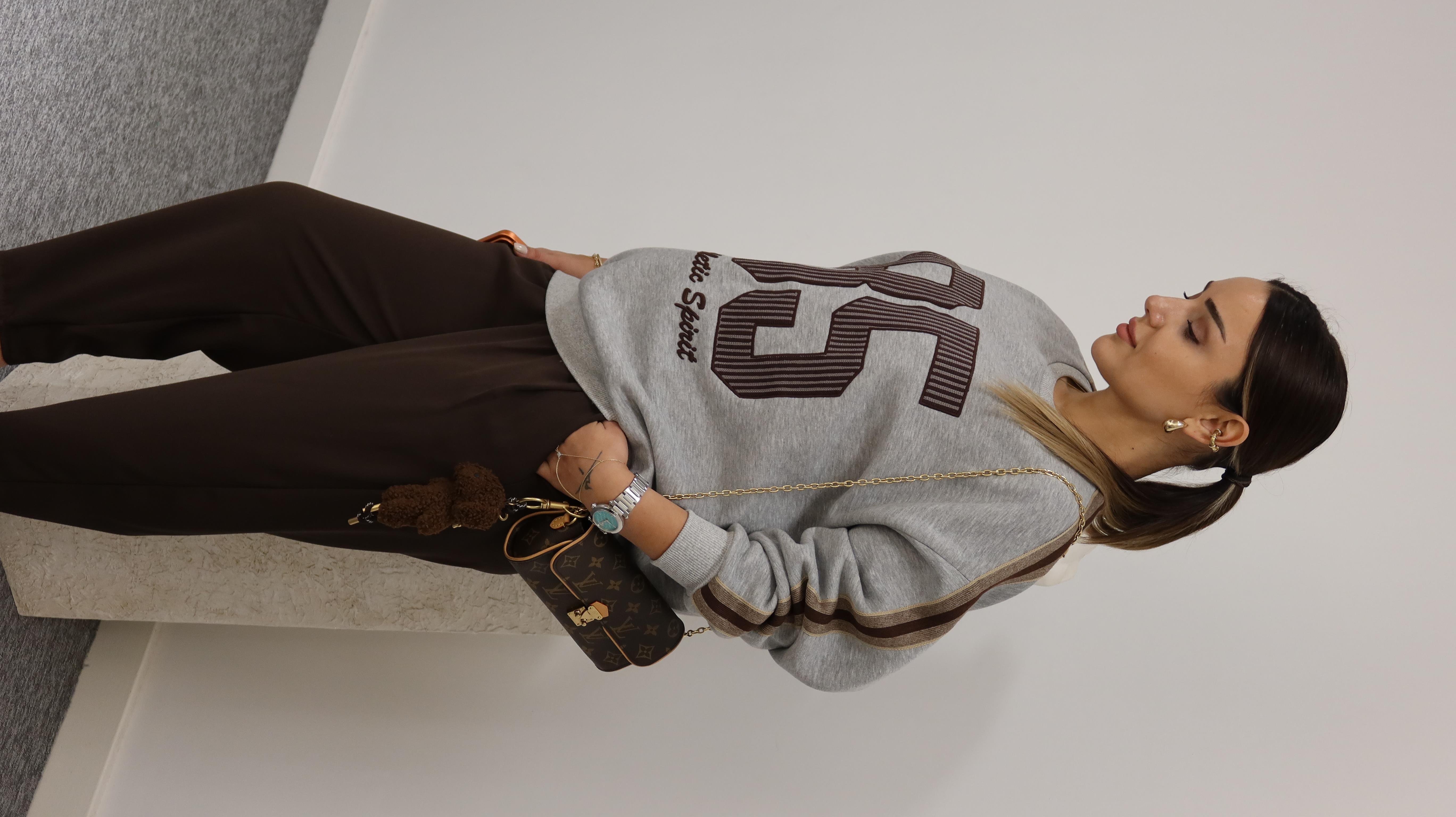 85 Yazılı Kollar Şerit Detaylı Gri Sweatshirt