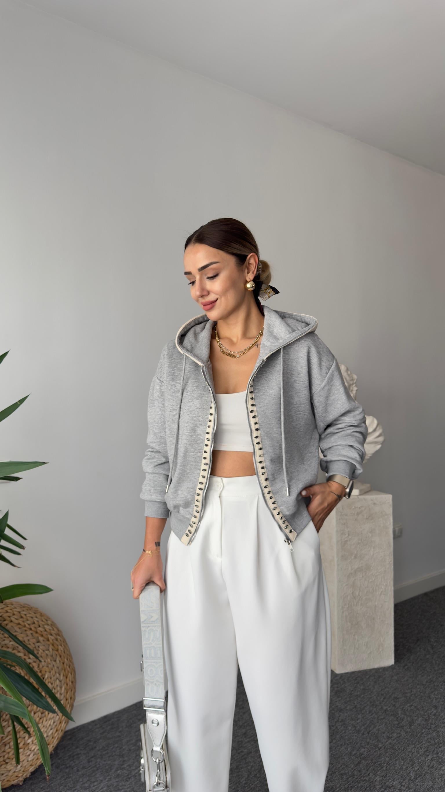 Monder Marka Model Taş Şeritli Astarlı Sweat