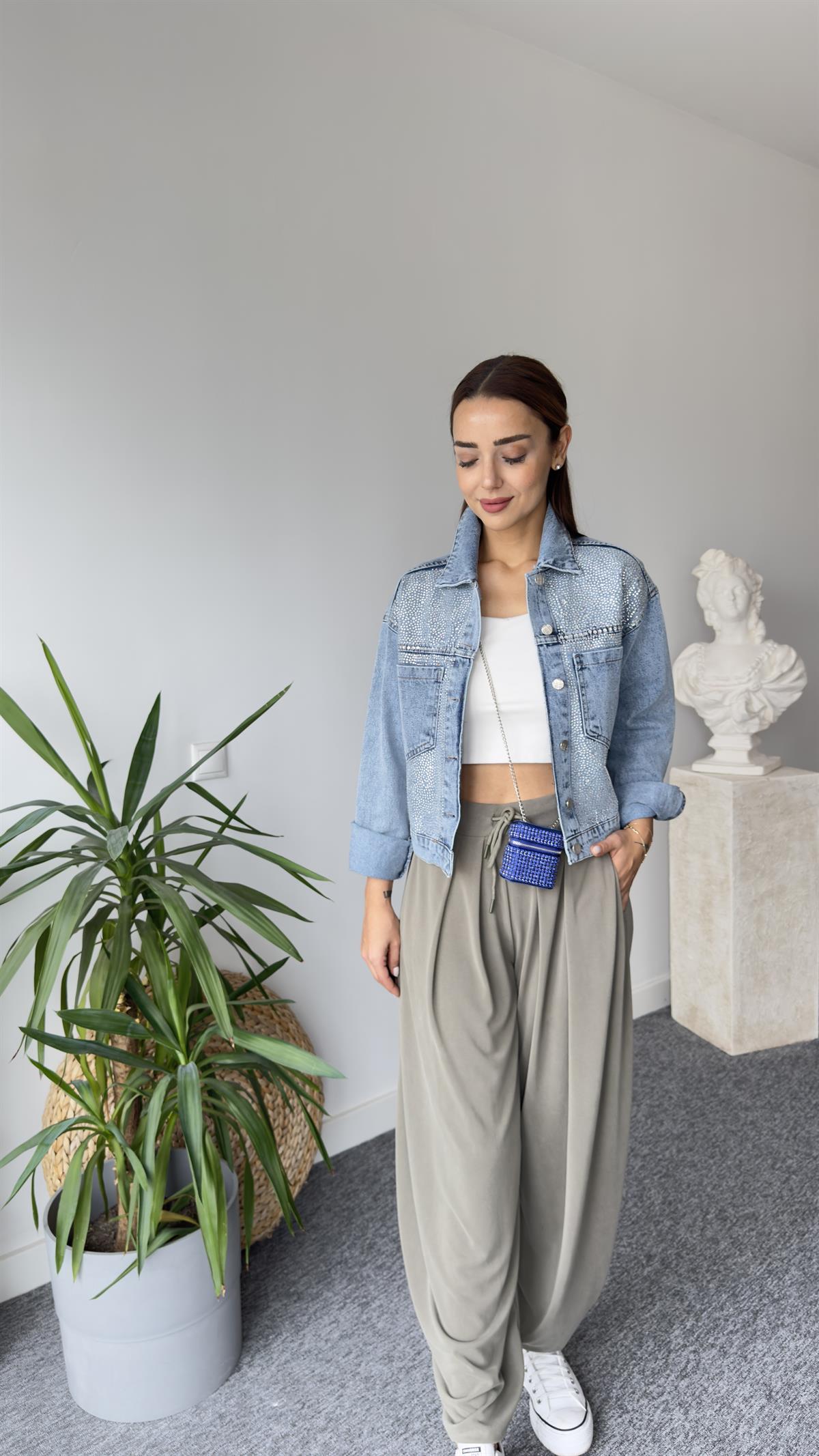 Bend Taş Detaylı Jean Ceket