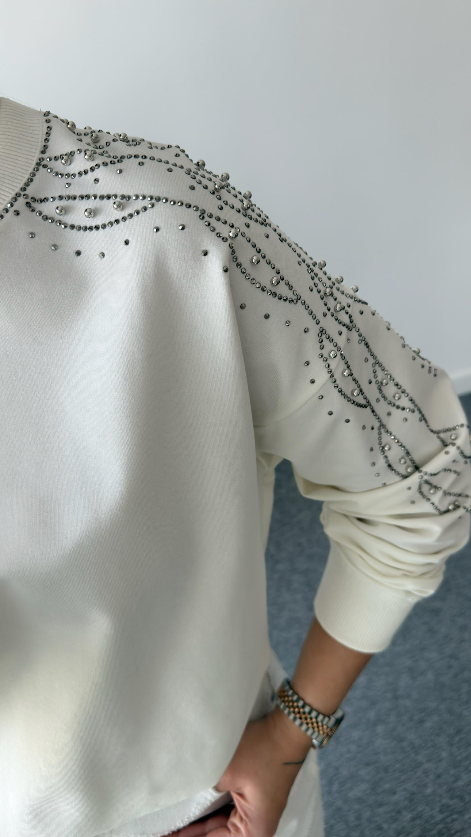 Beyaz Gausi Kollar Taşlı Sweatshirt