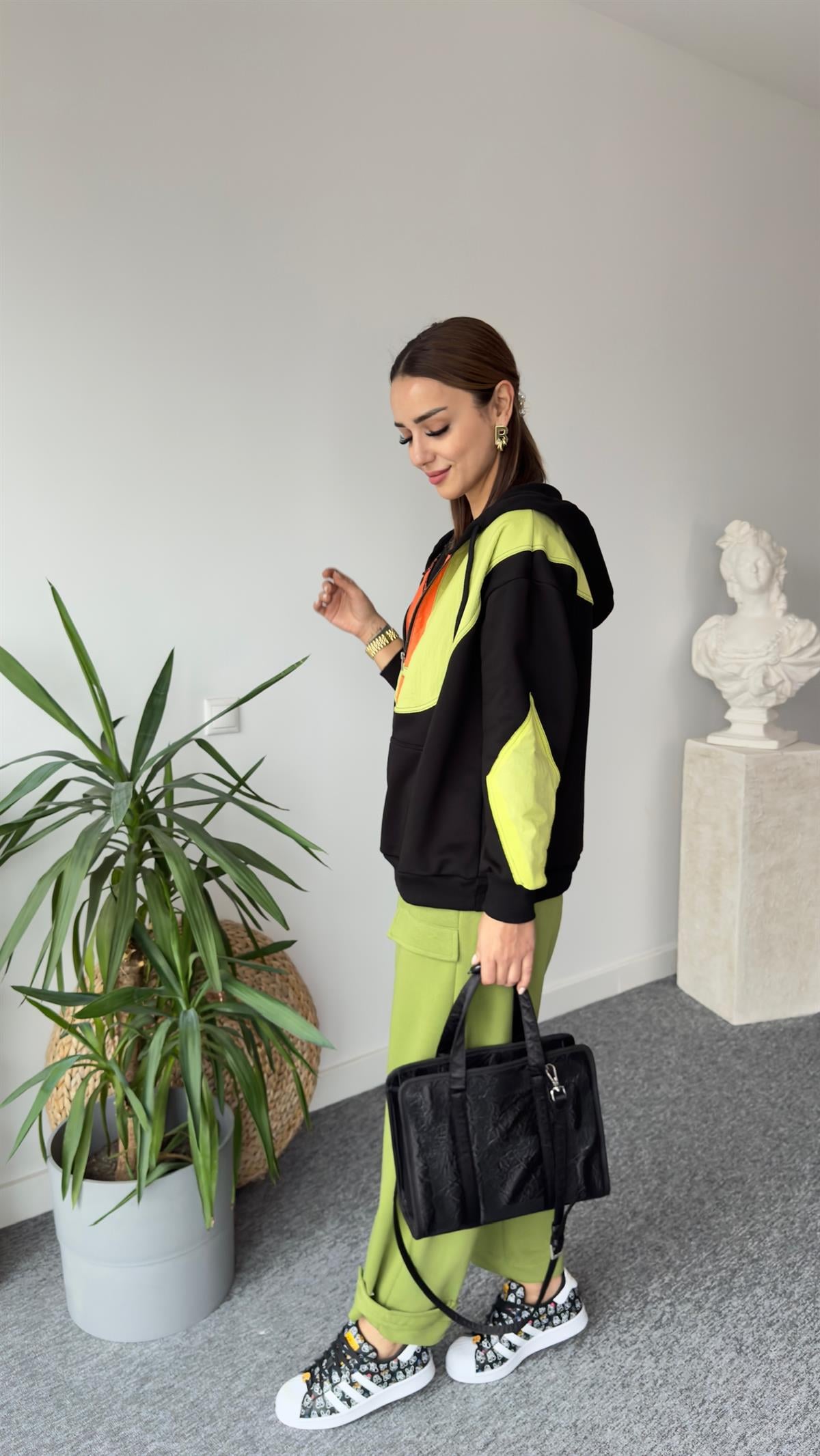 Flat Yarım Fermuar Yeşil Detay Sweat