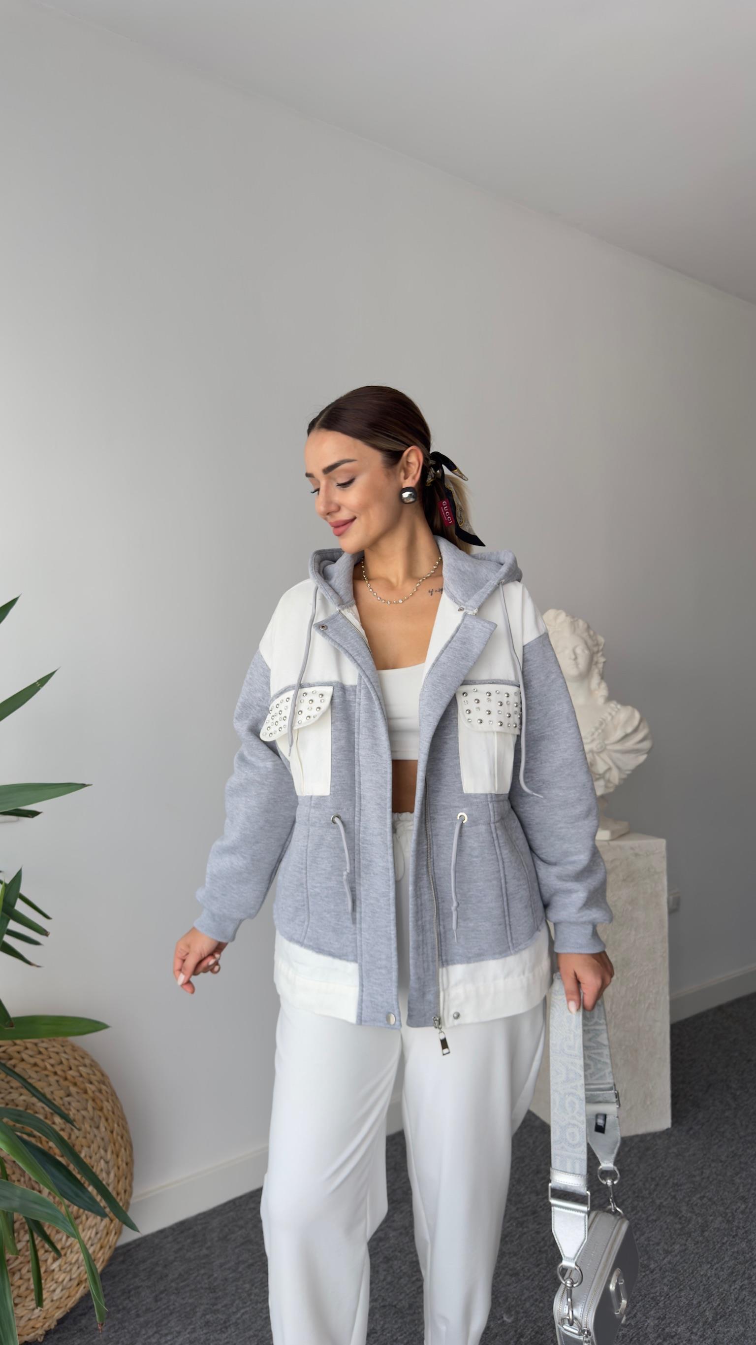 Nickie Marka Model Cepleri Taş Detaylı Gri Ceket