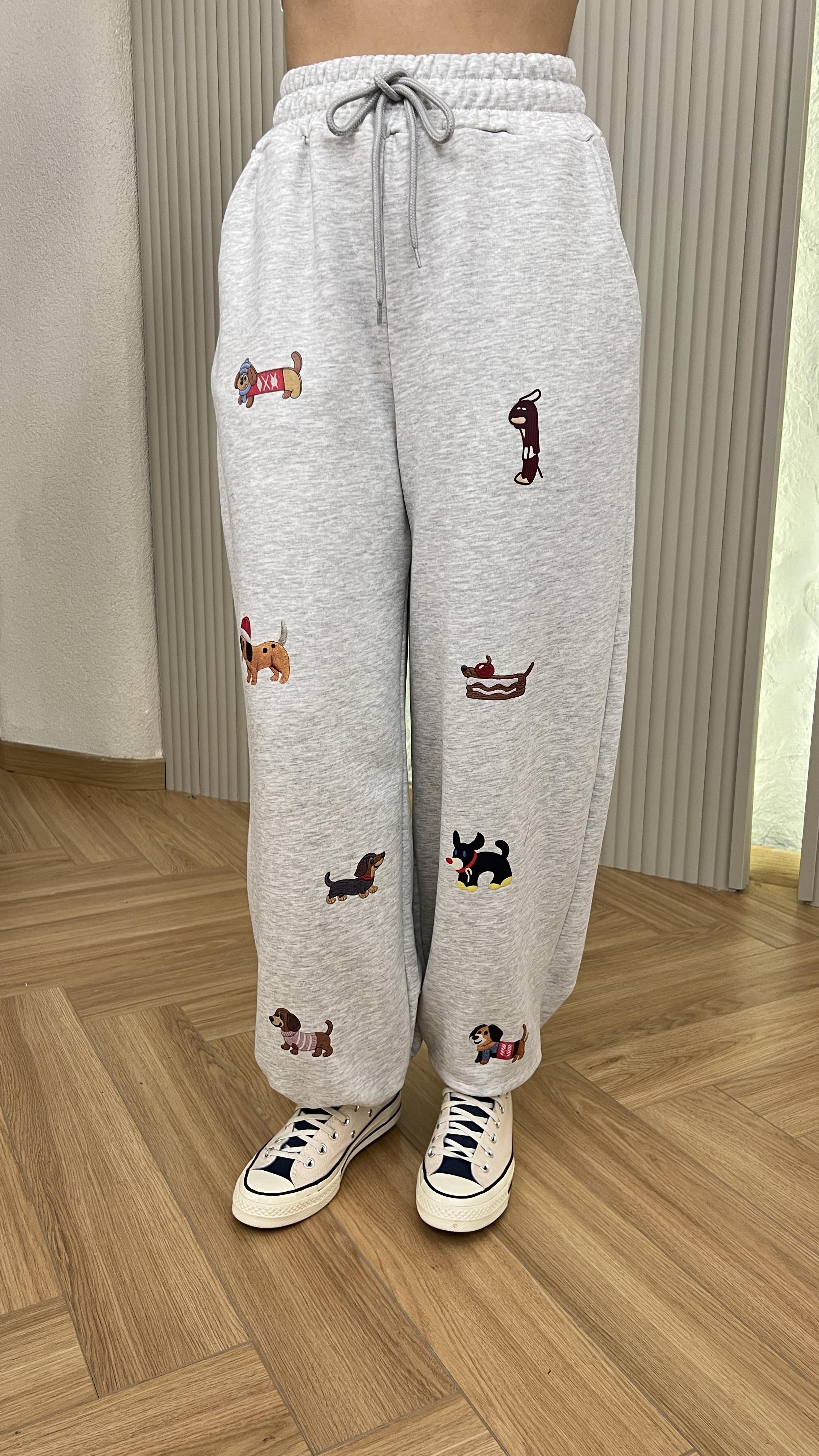 Köpek Desenli Paça Stoper Gri Eşofman Altı