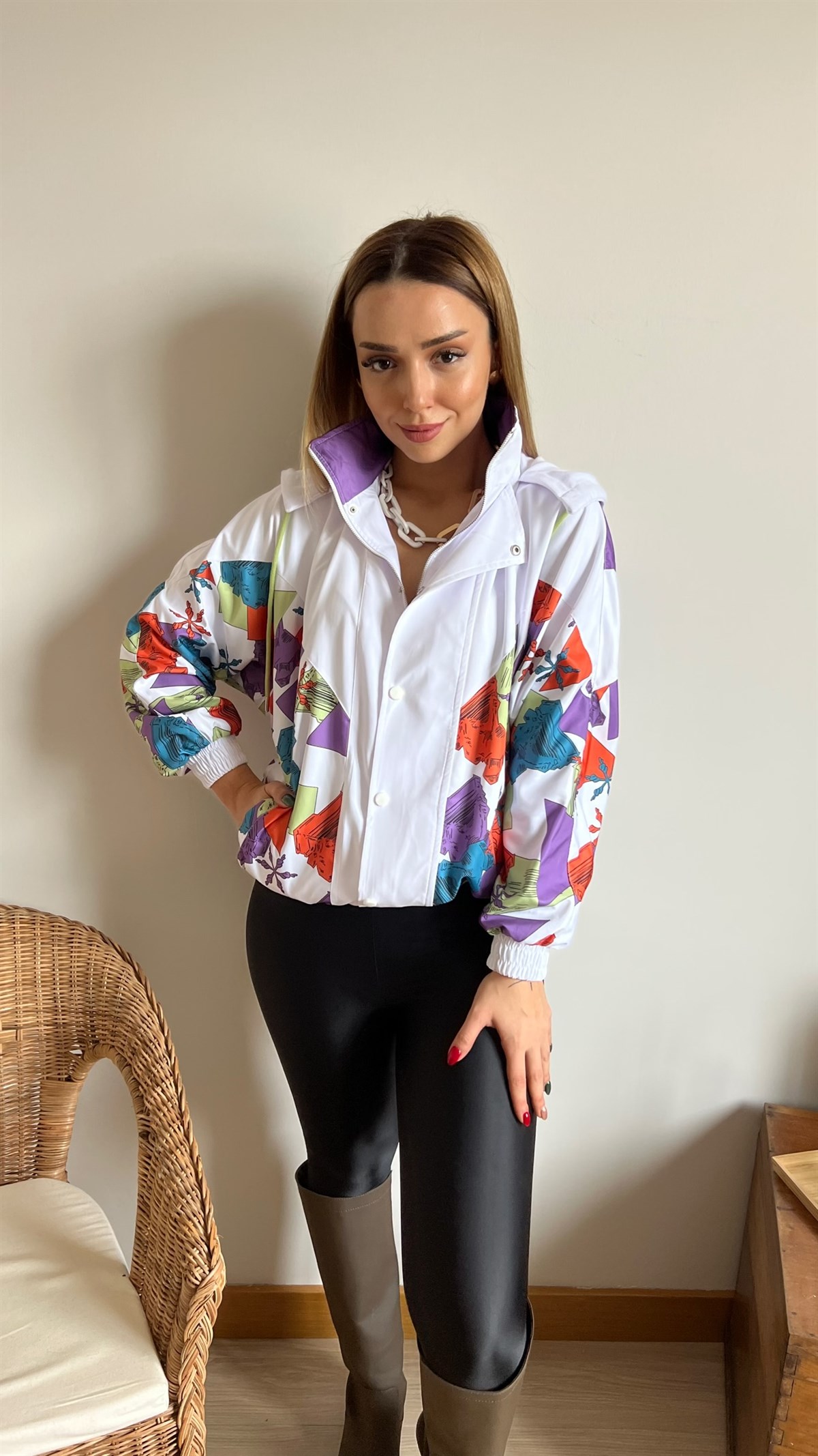  Geometrik Desenli Tasarım Bomber