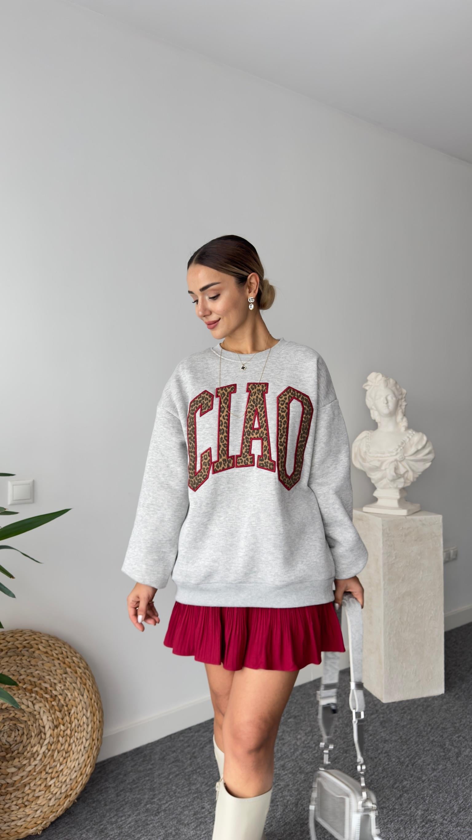 Leopar İşleme Yazı Detay Gri Sweatshirt