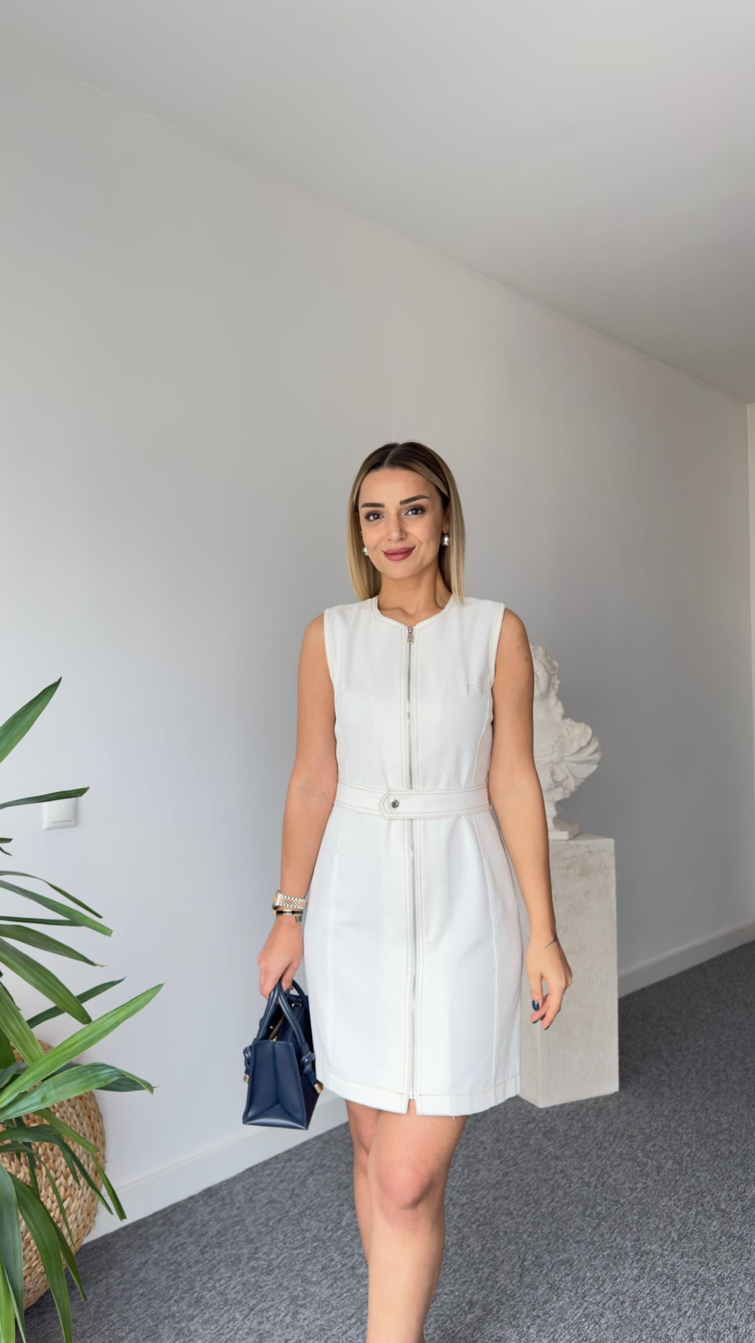 Spen Kemerli Kolsuz Gabardin Elbise