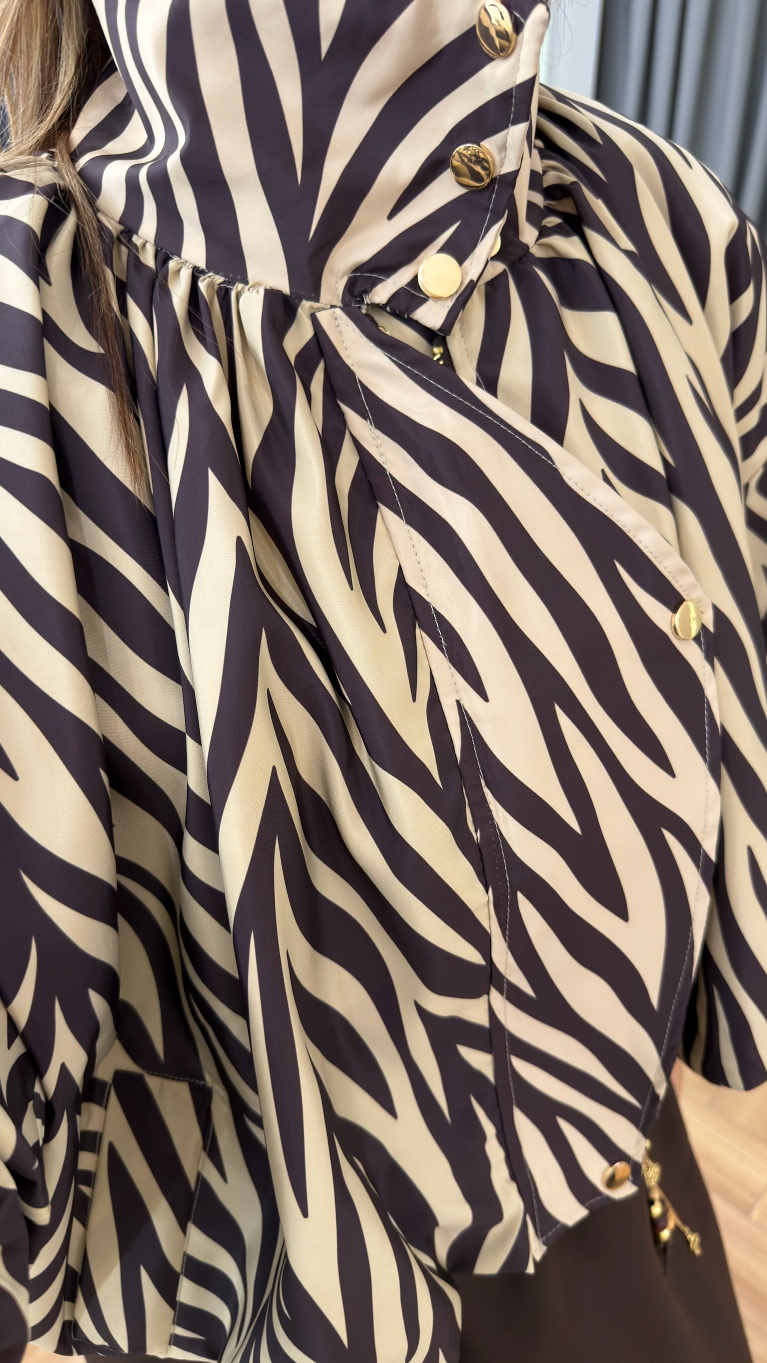 Zebra Desen Thane Dik Yaka Paraşüt Ceket