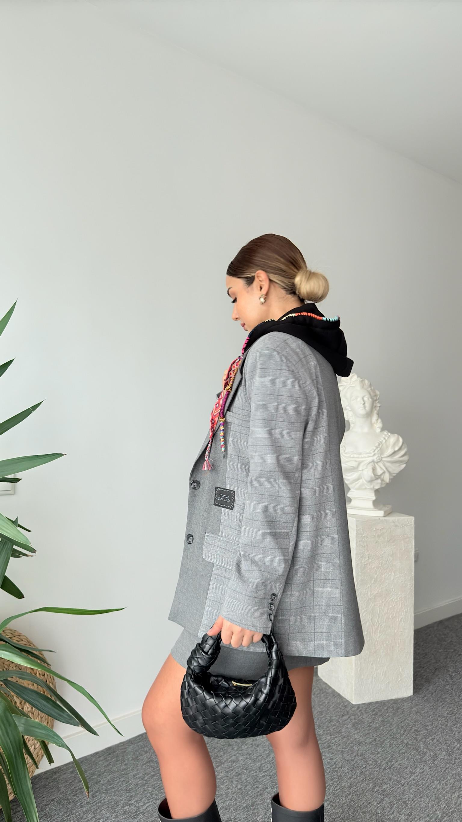 Diez Renkli Kordonlu Gri Blazer Ceket