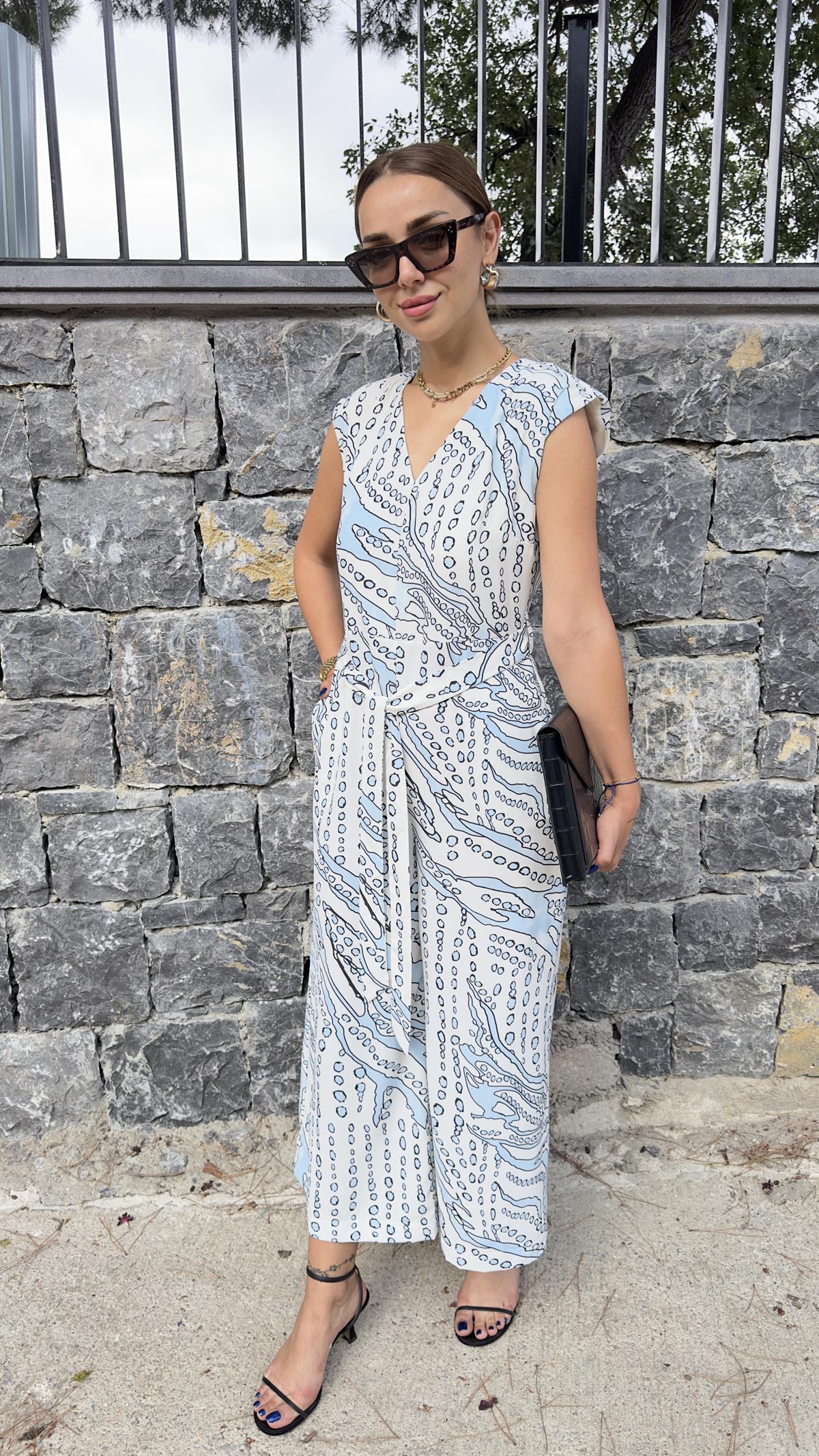 Massi Model Desenli Kuşaklı Tulum