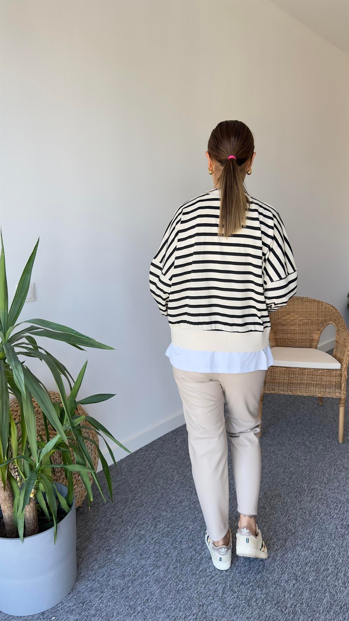 Merla Tshirt Detay Çizgili Basic Sweat