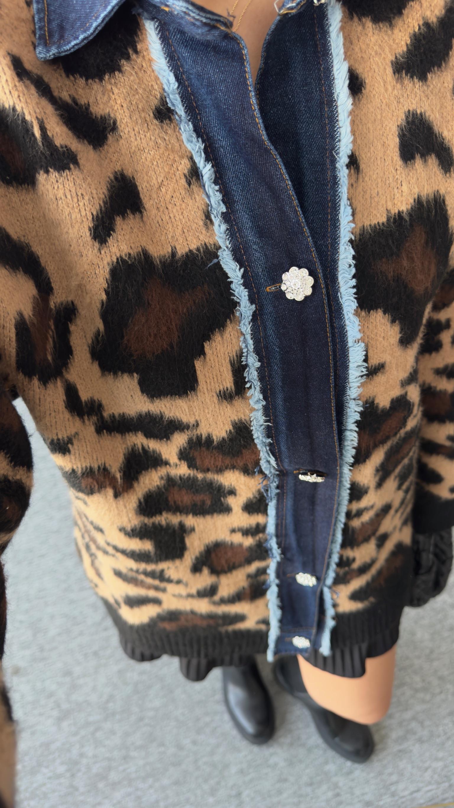 Antu Kot Detaylı Tok Doku Leopar Hırka