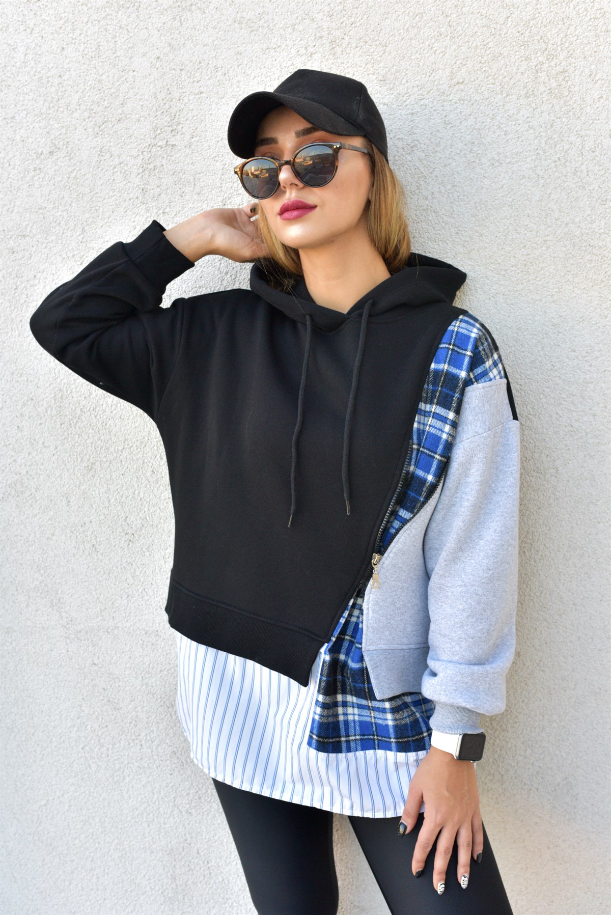 Şardonlu Siyah Tasarım Sweatshirt